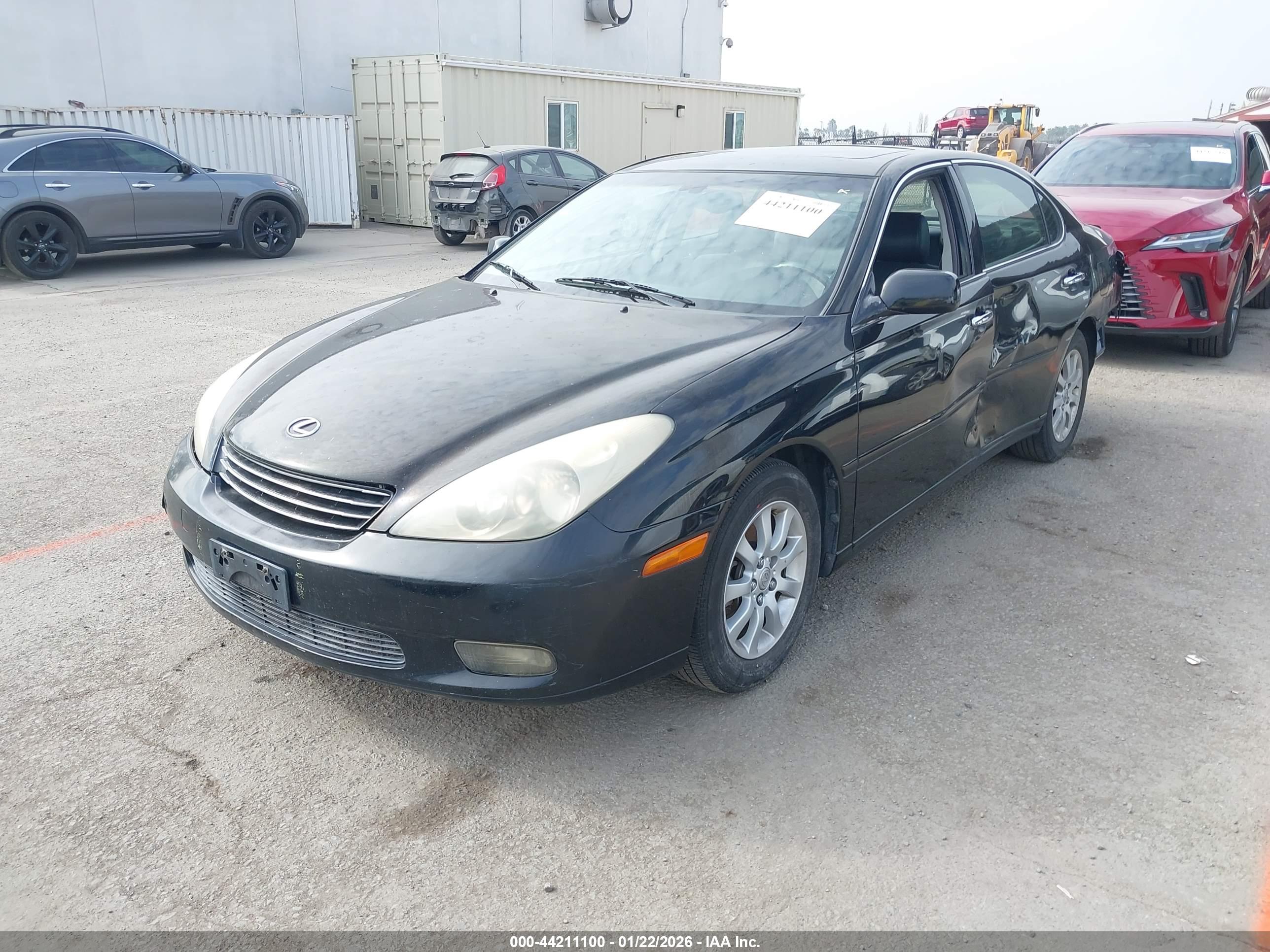 LEXUS ES image 2