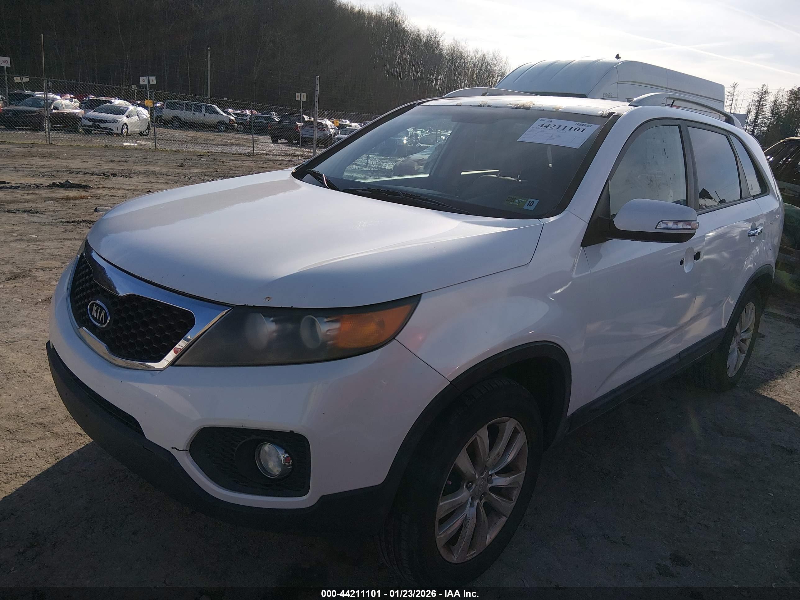 KIA SORENTO image 2
