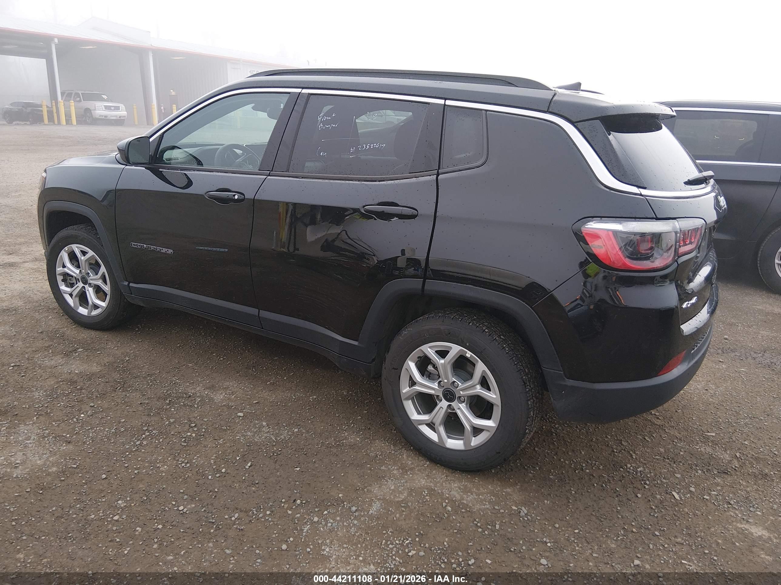 JEEP COMPASS image 3