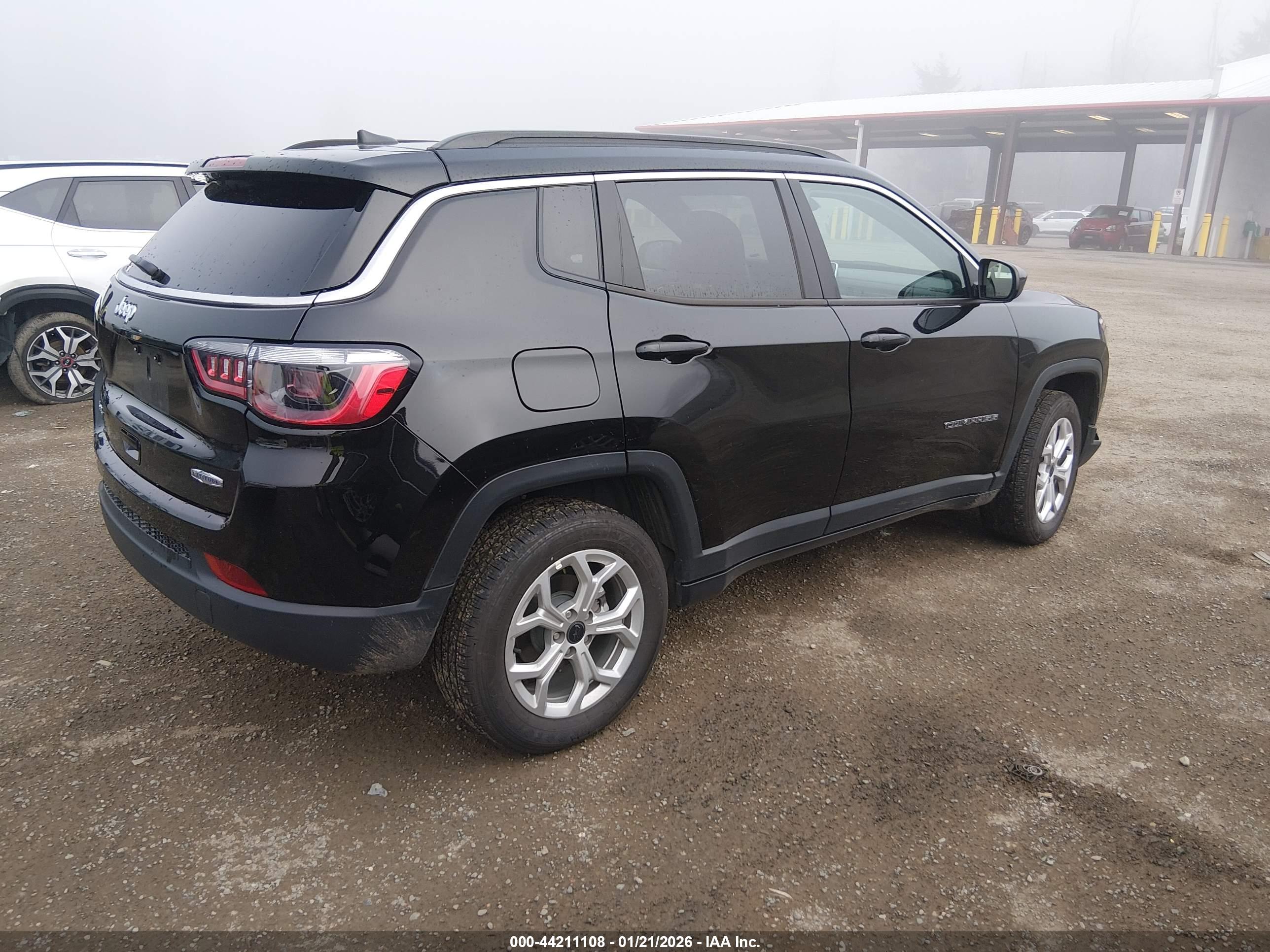 JEEP COMPASS image 4