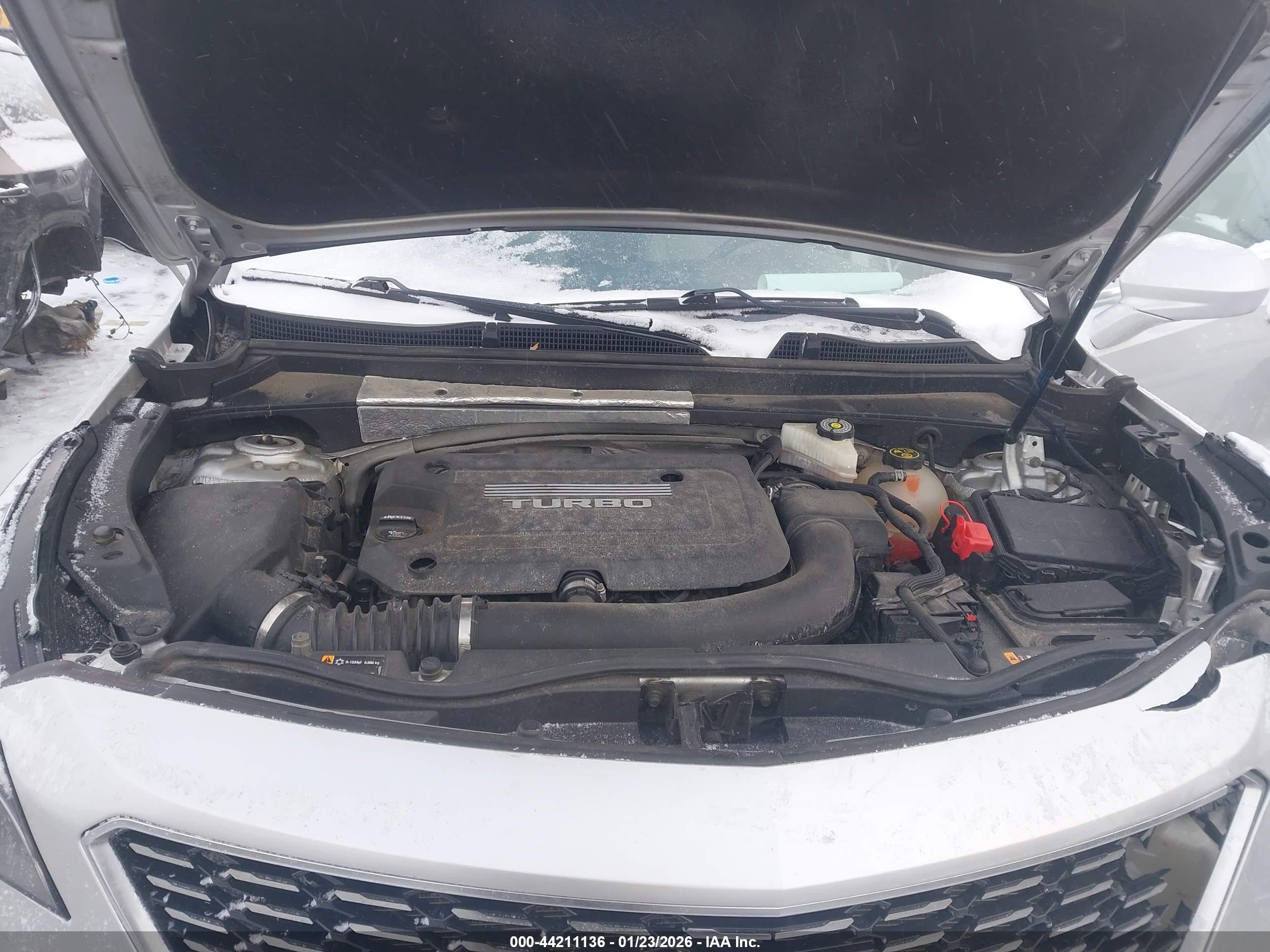 CADILLAC XT4 image 10