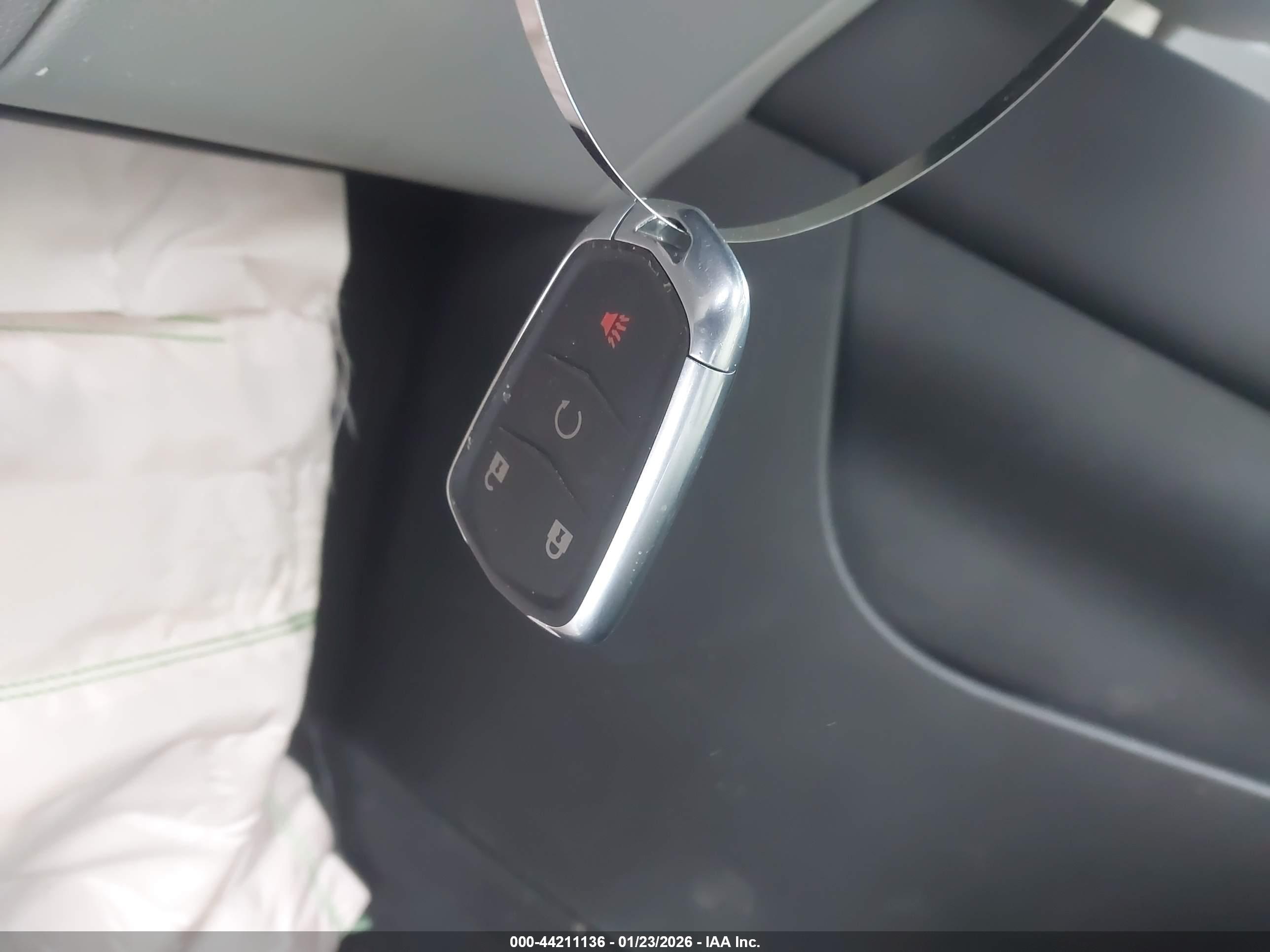 CADILLAC XT4 image 11