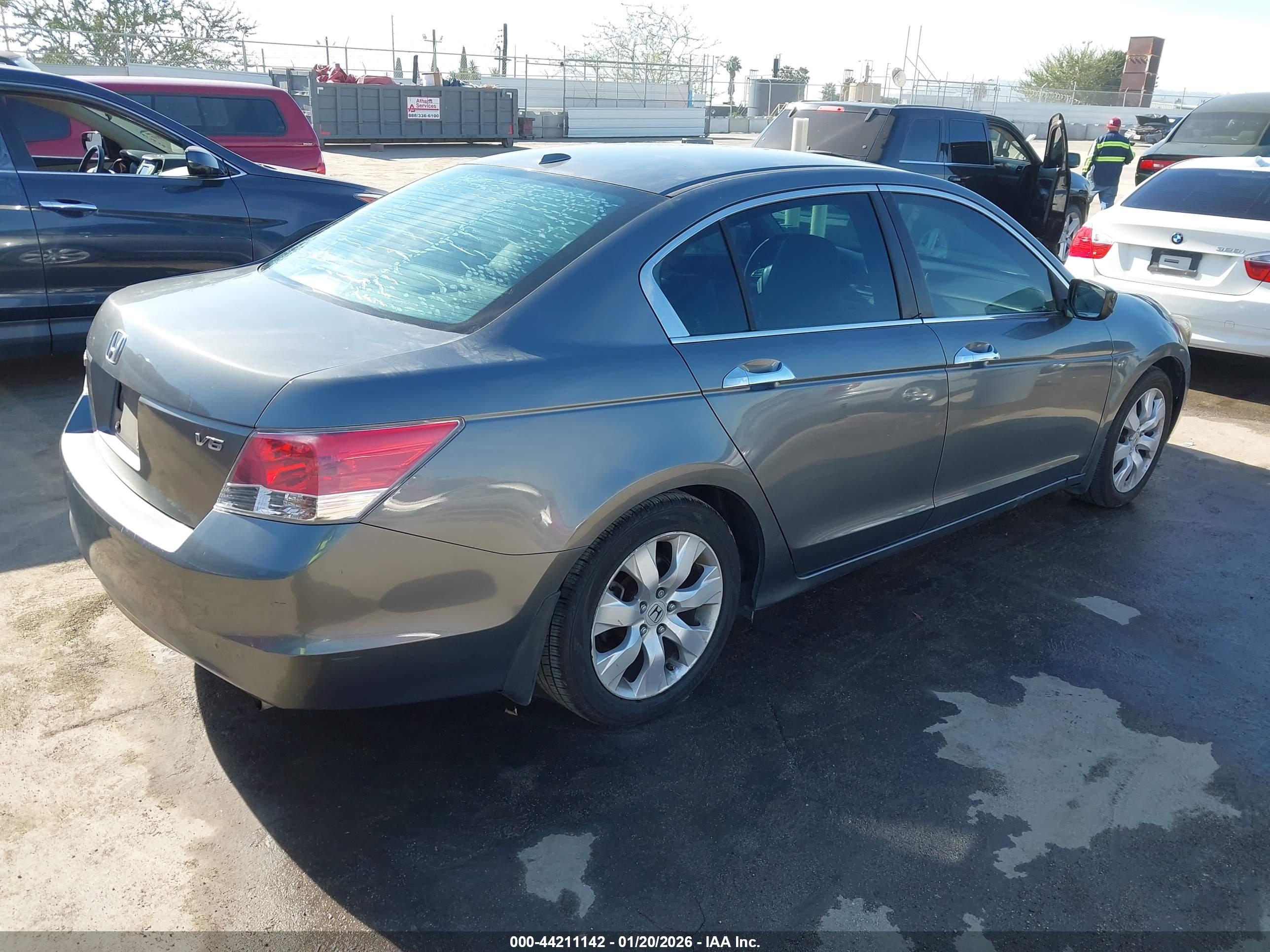 HONDA ACCORD image 4
