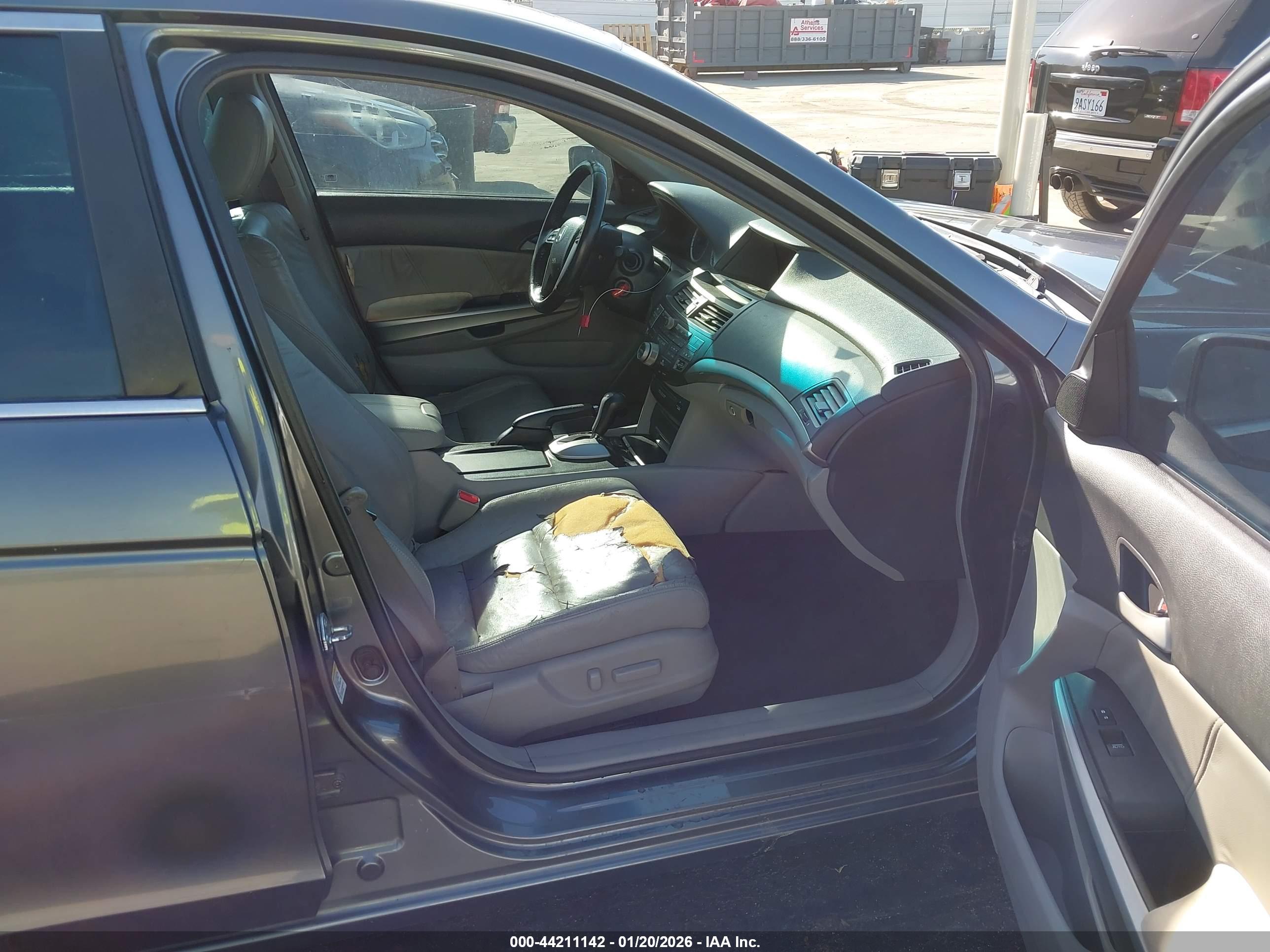 HONDA ACCORD image 5