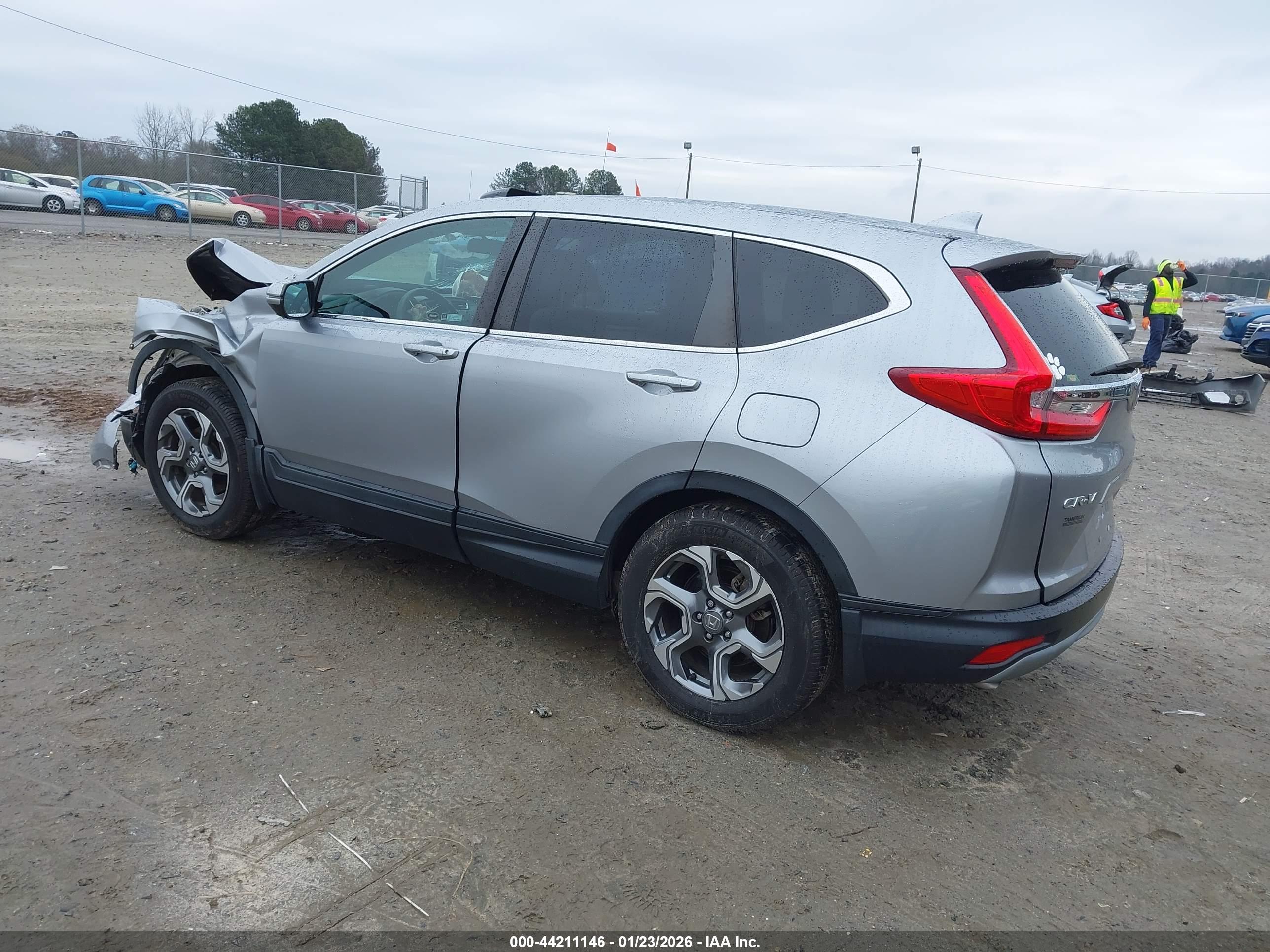 HONDA CR-V image 3