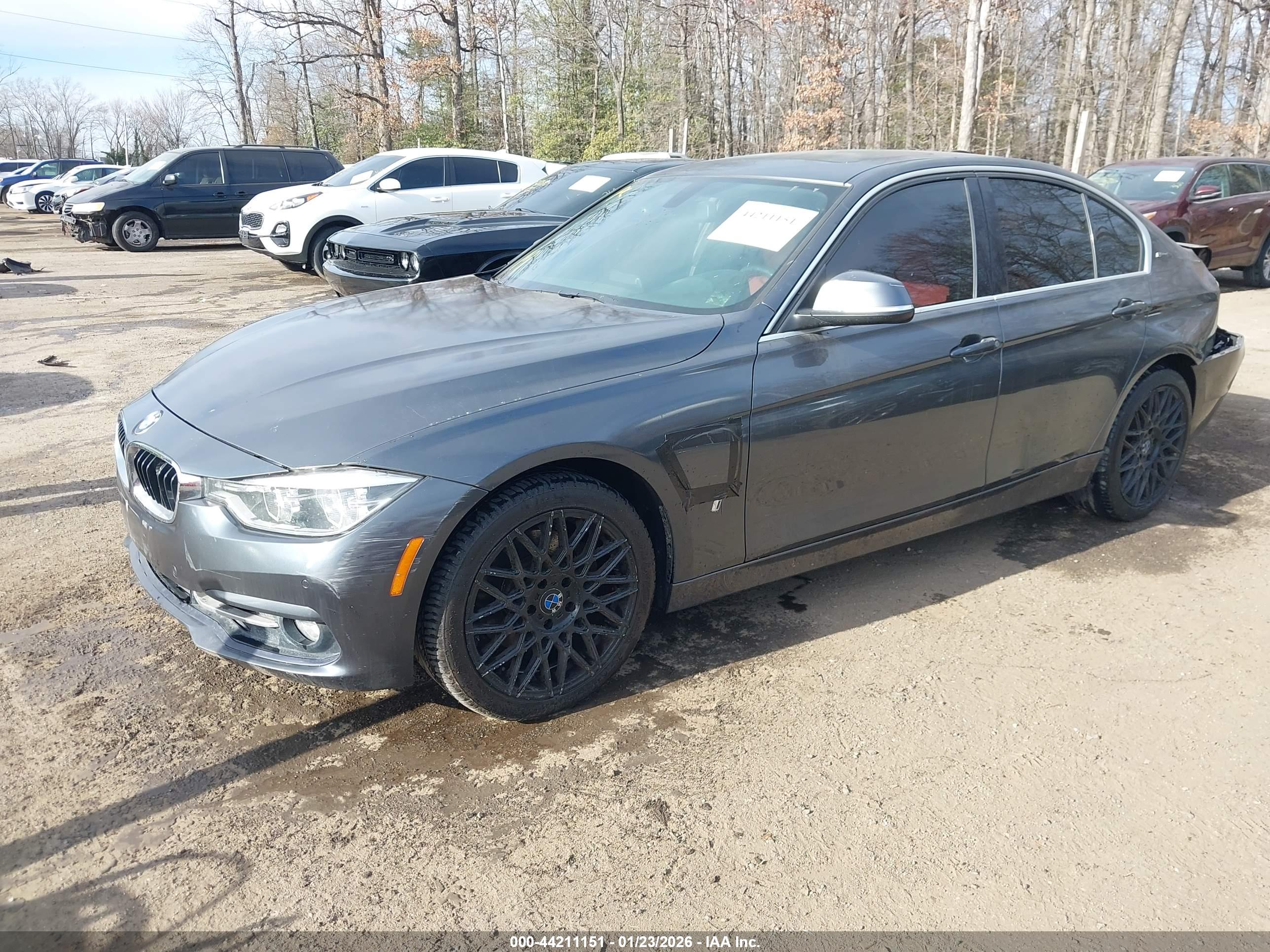 BMW 330E image 2