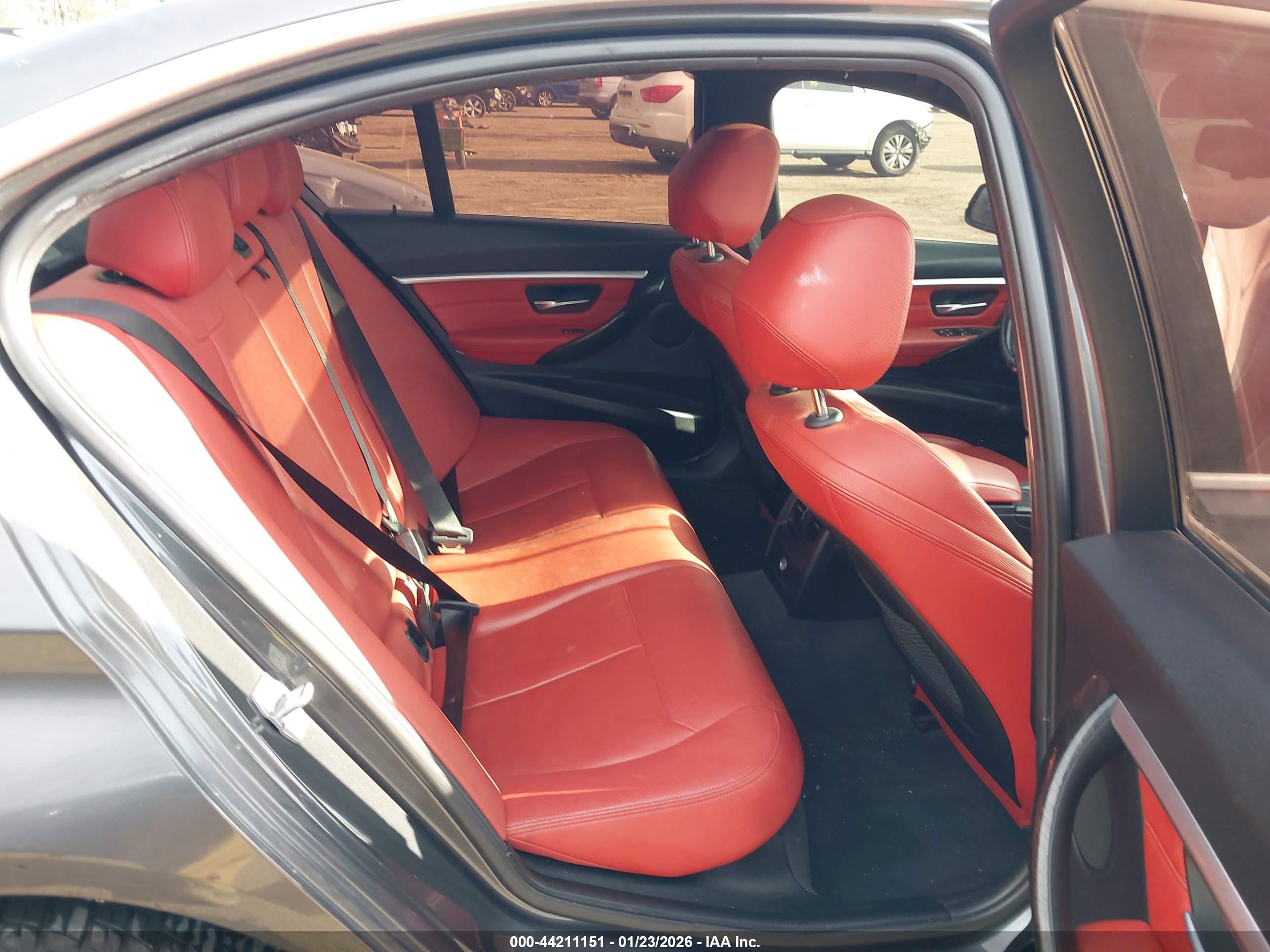 BMW 330E image 8