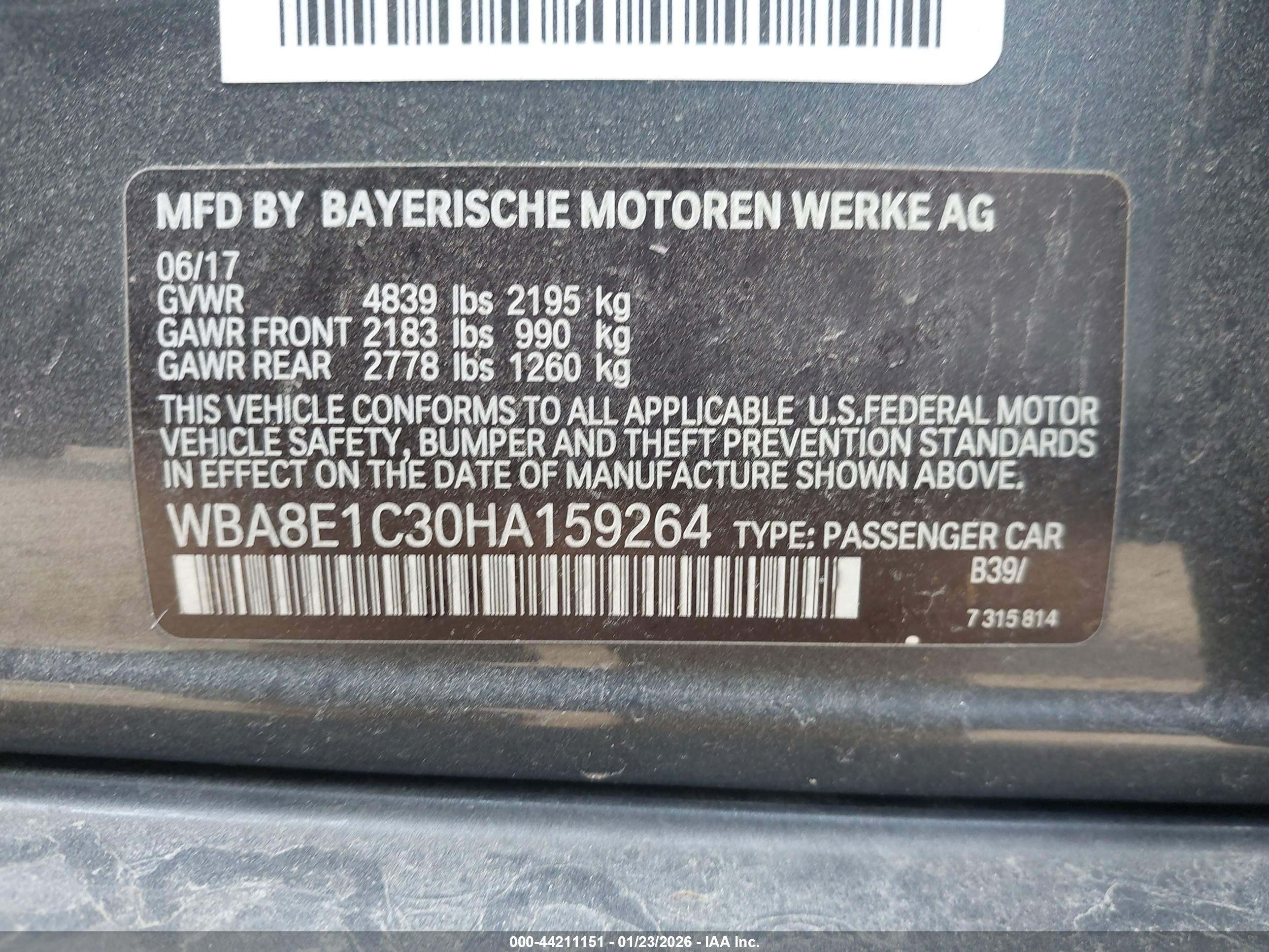 BMW 330E image 9