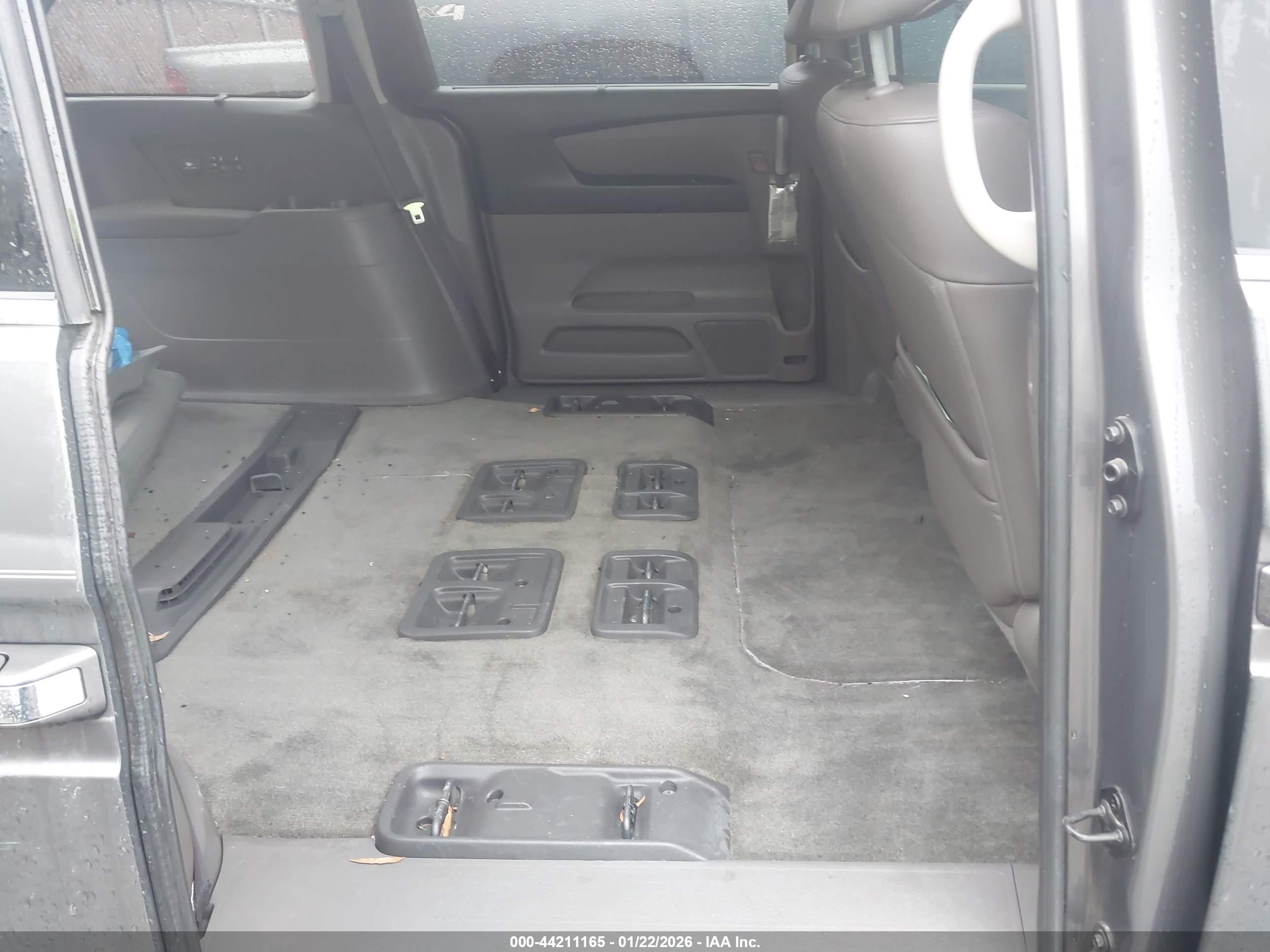 HONDA ODYSSEY image 8