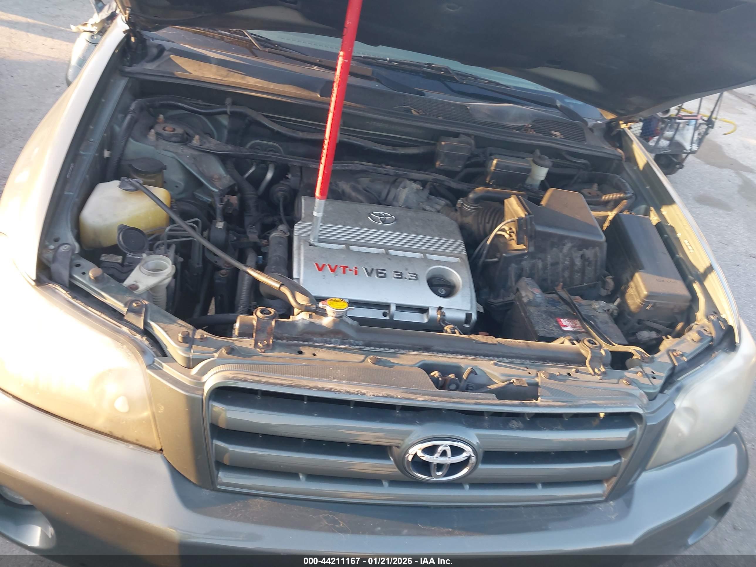 TOYOTA HIGHLANDER image 10