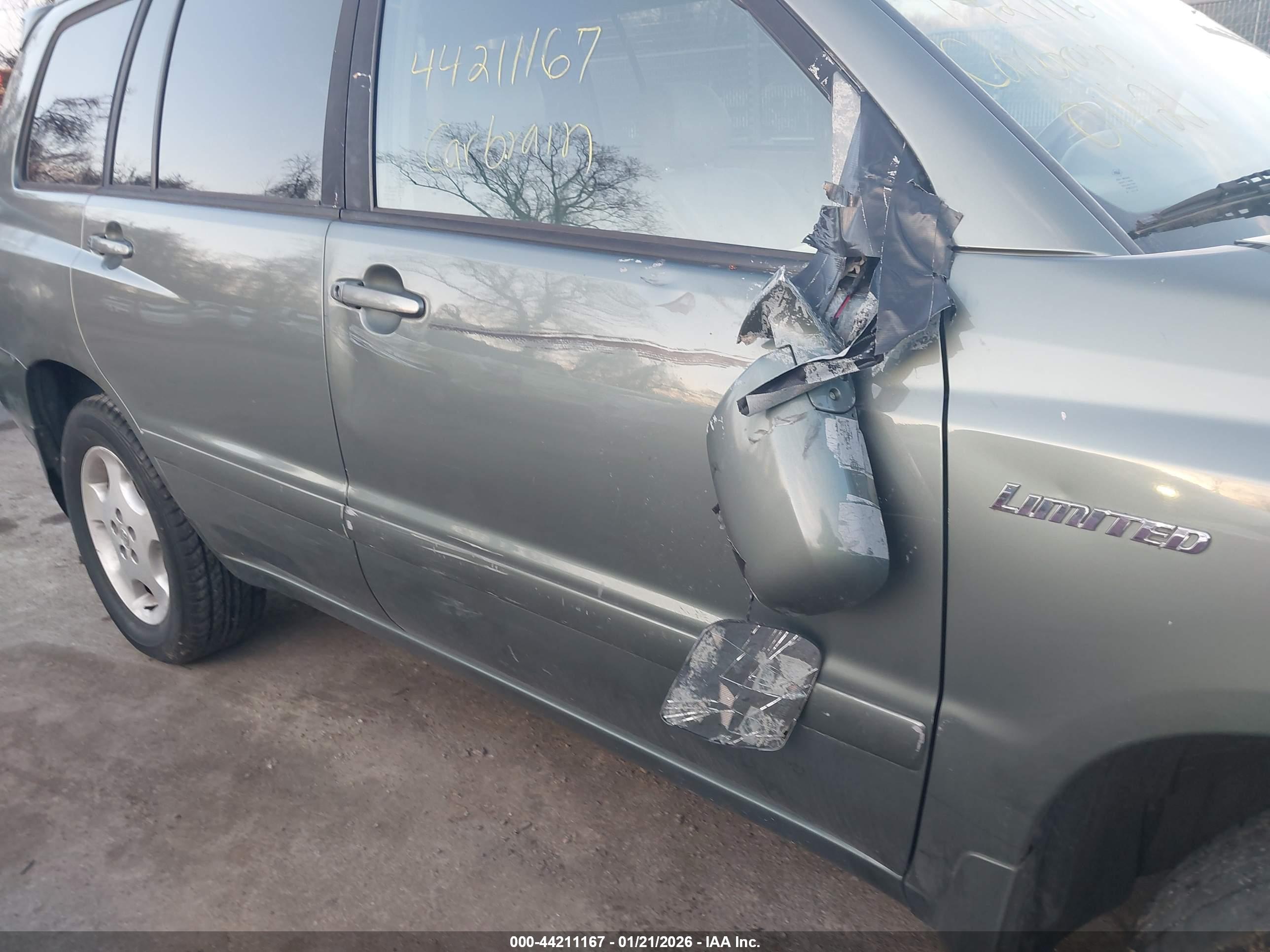 TOYOTA HIGHLANDER image 6