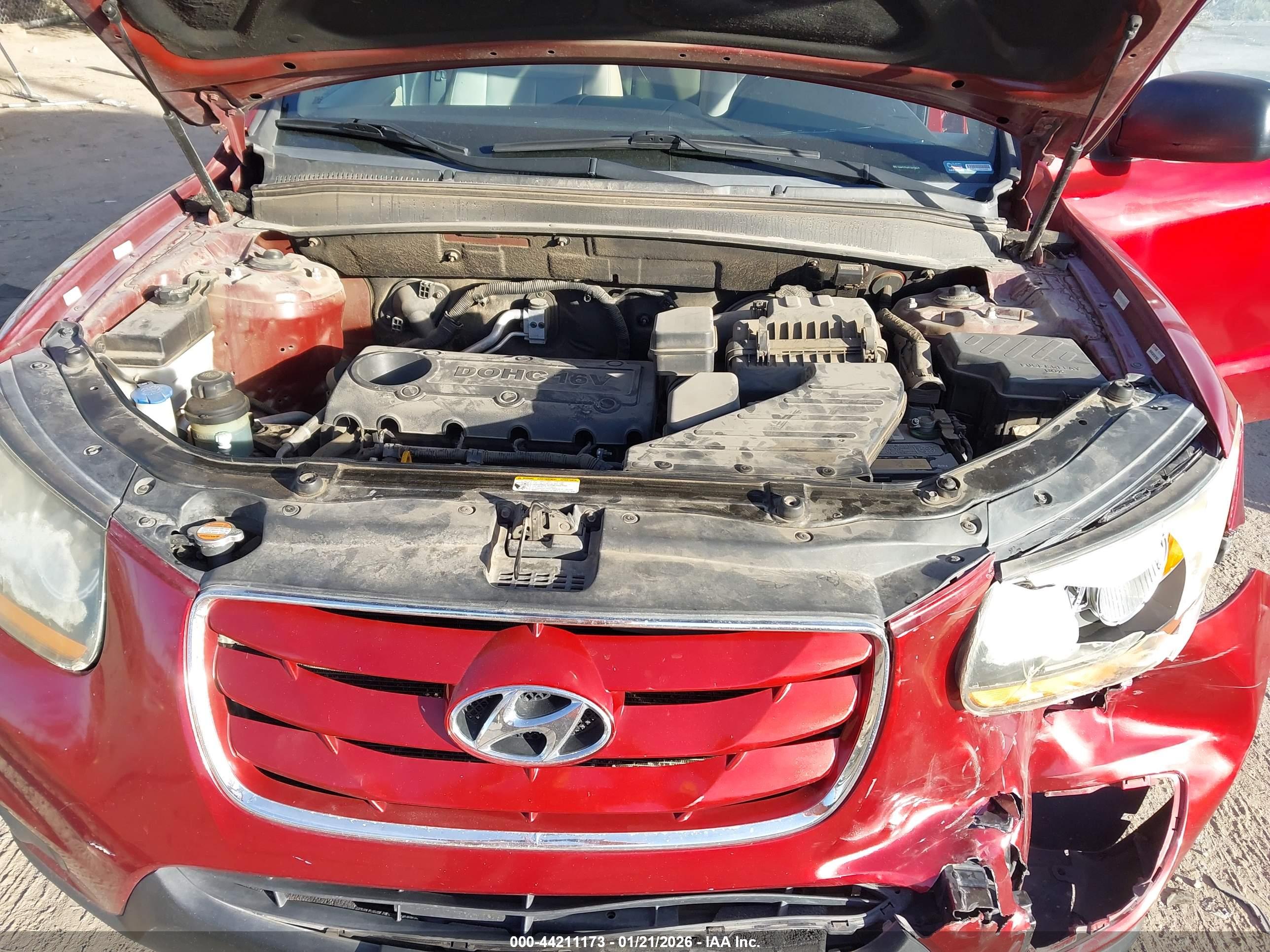 HYUNDAI SANTA image 10
