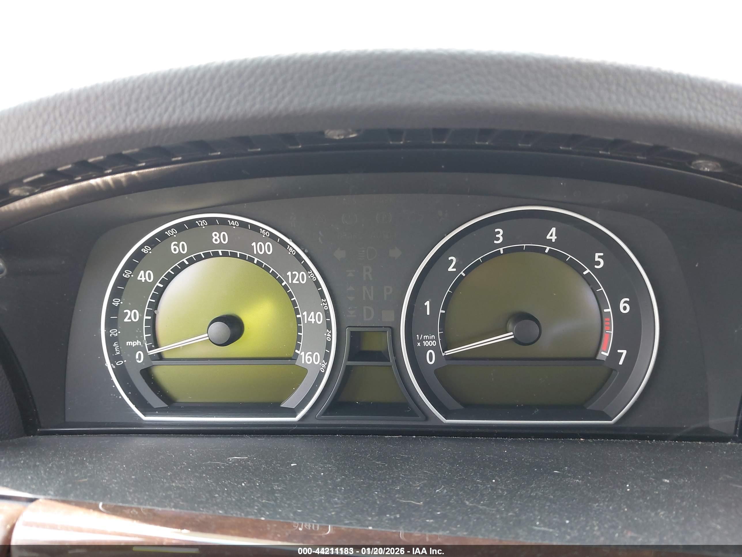 BMW 750LI image 7