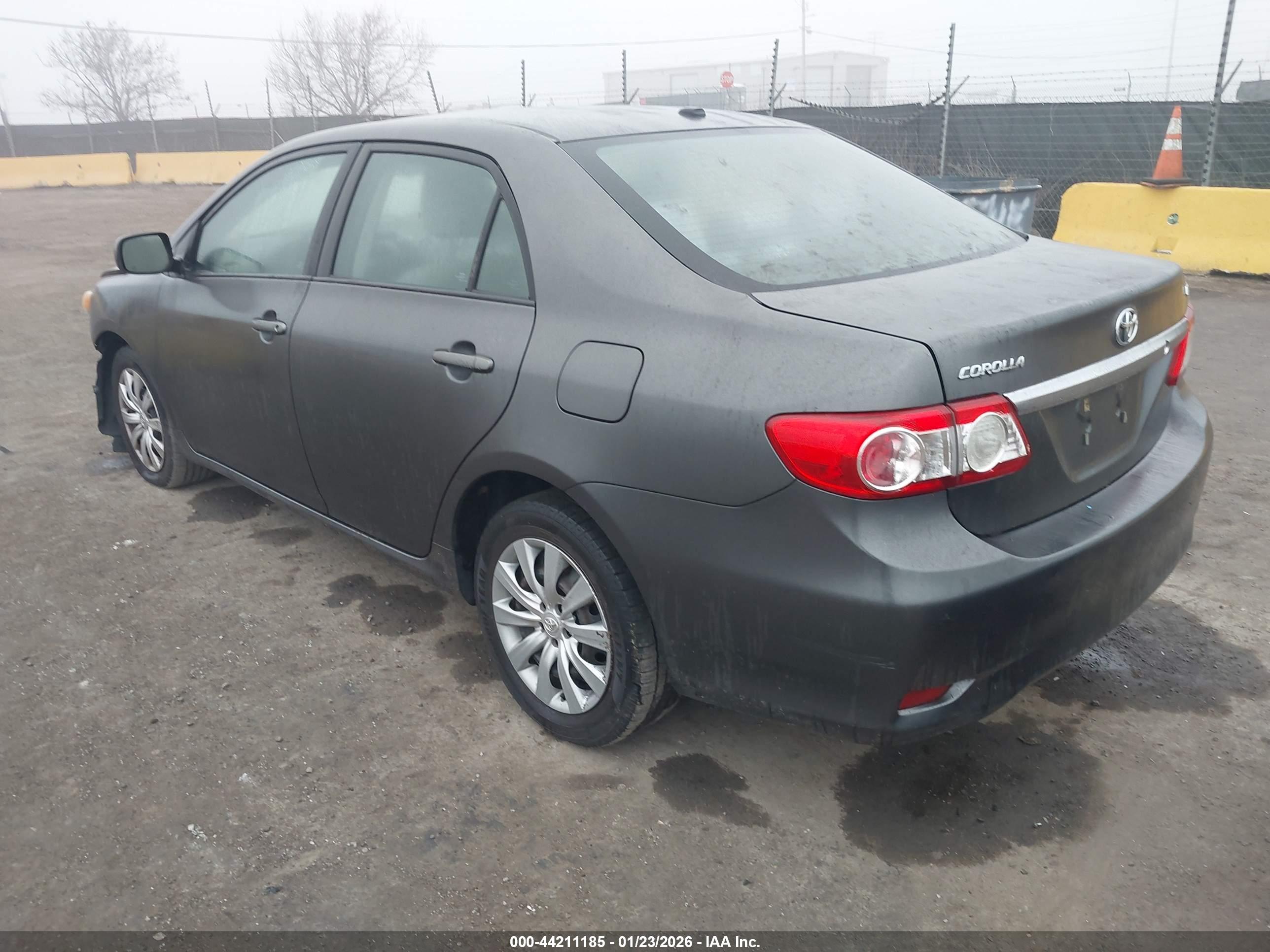 TOYOTA COROLLA image 3