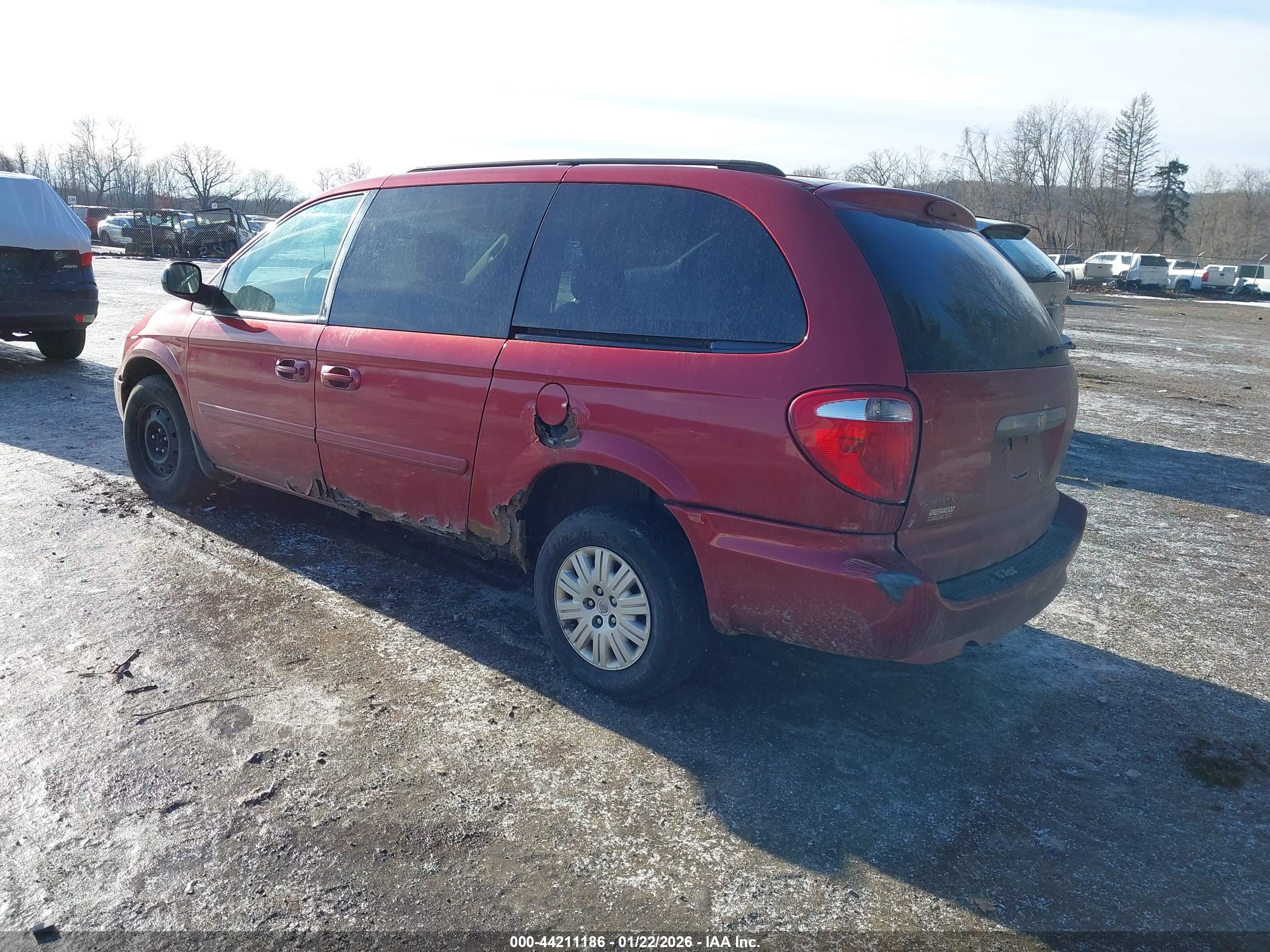CHRYSLER TOWN image 3