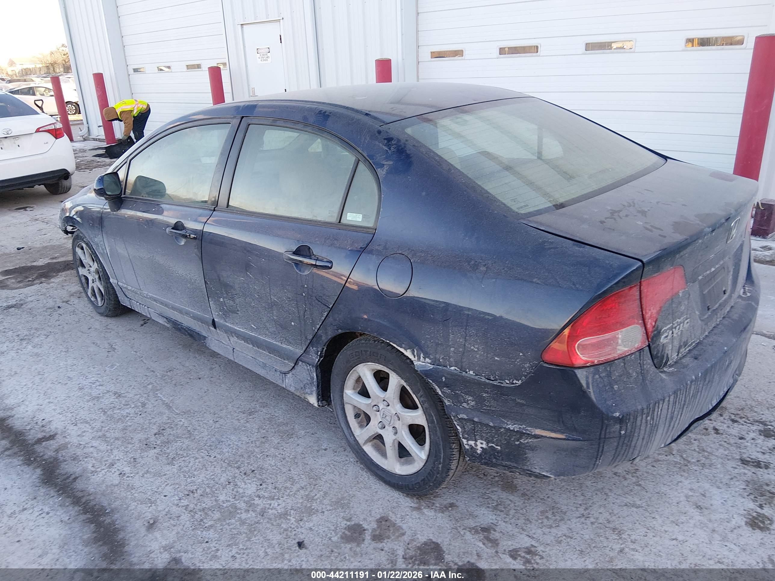 HONDA CIVIC image 3