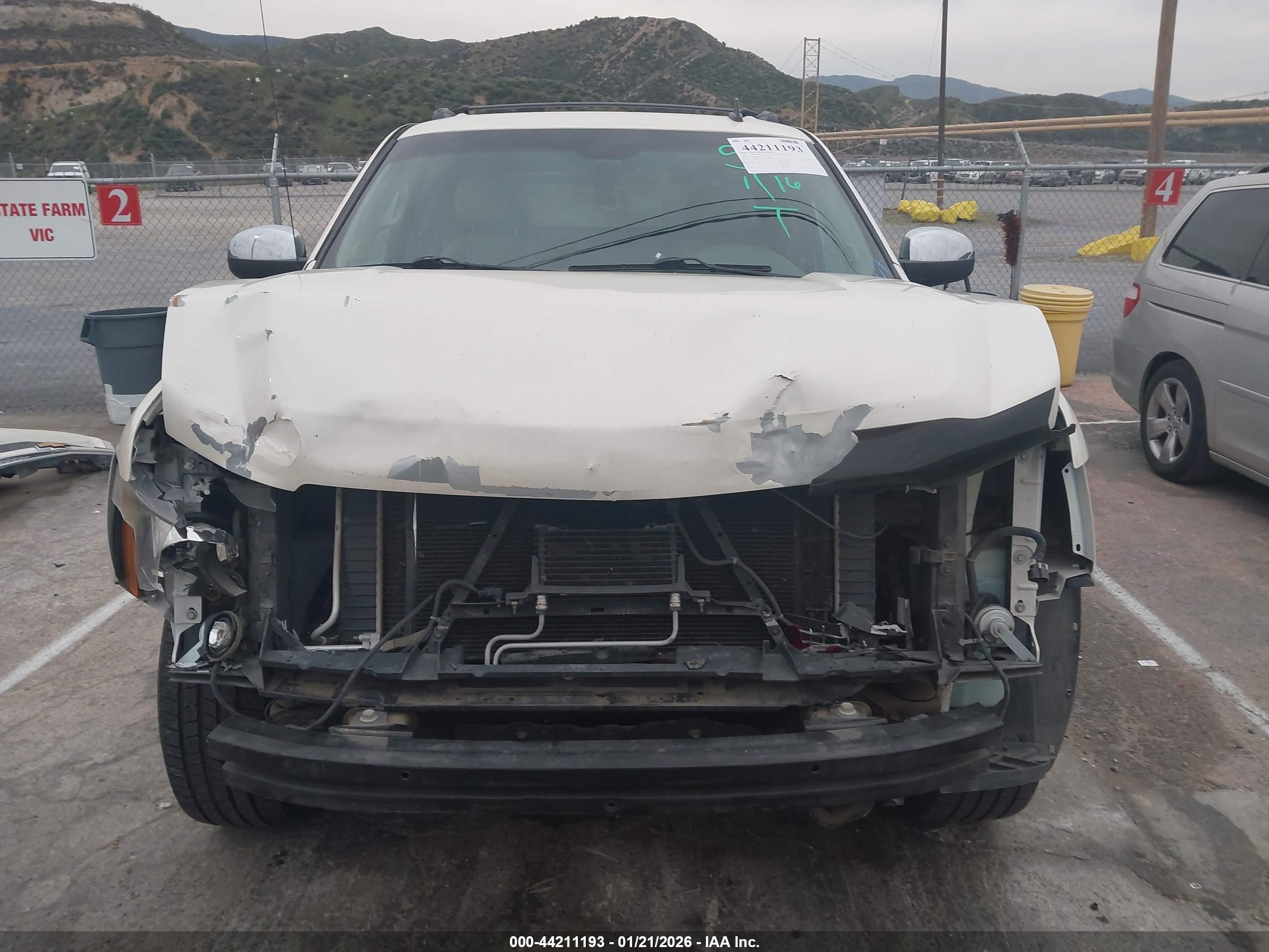 CHEVROLET AVALANCHE image 6
