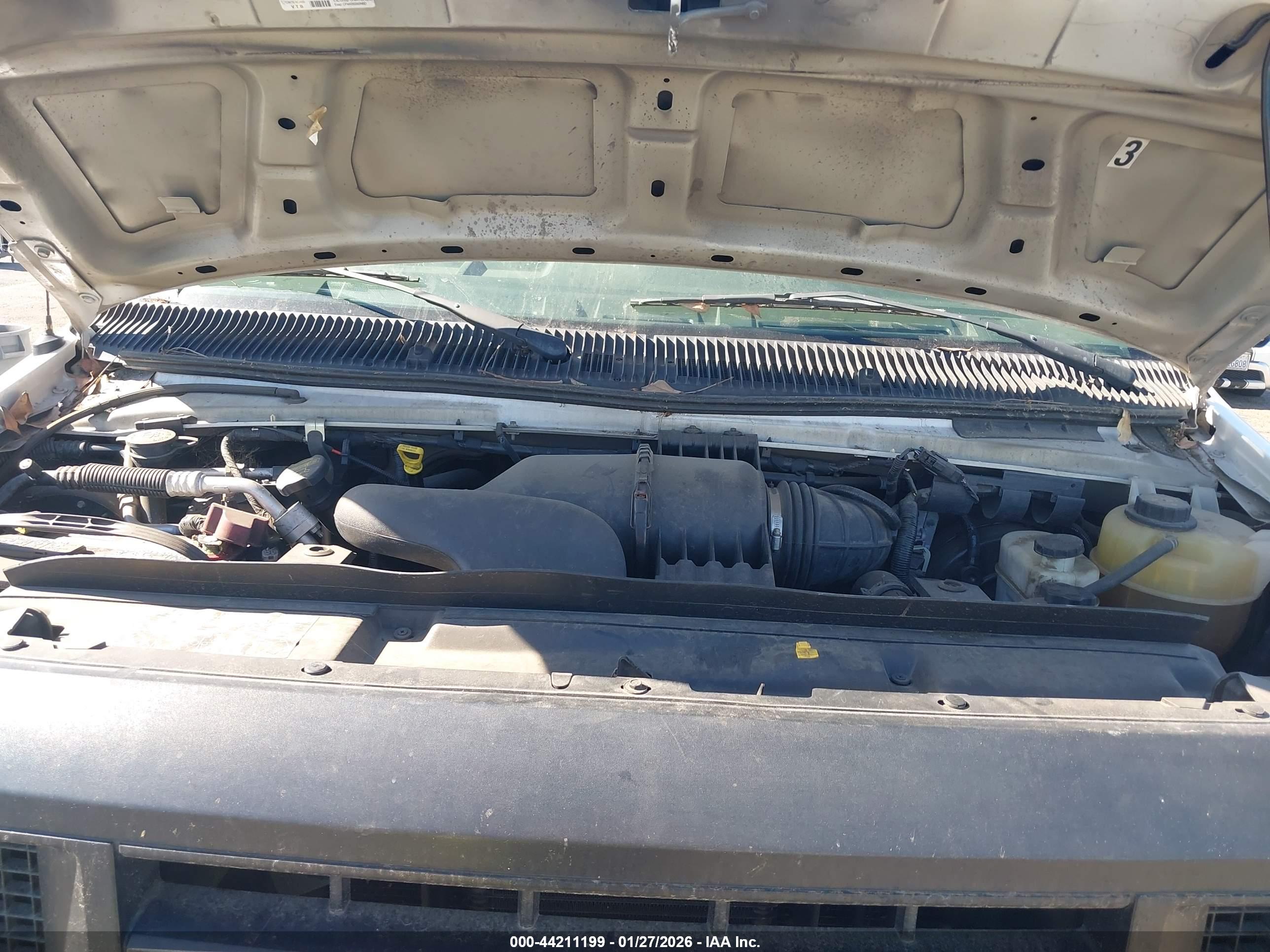 FORD E-150 image 10