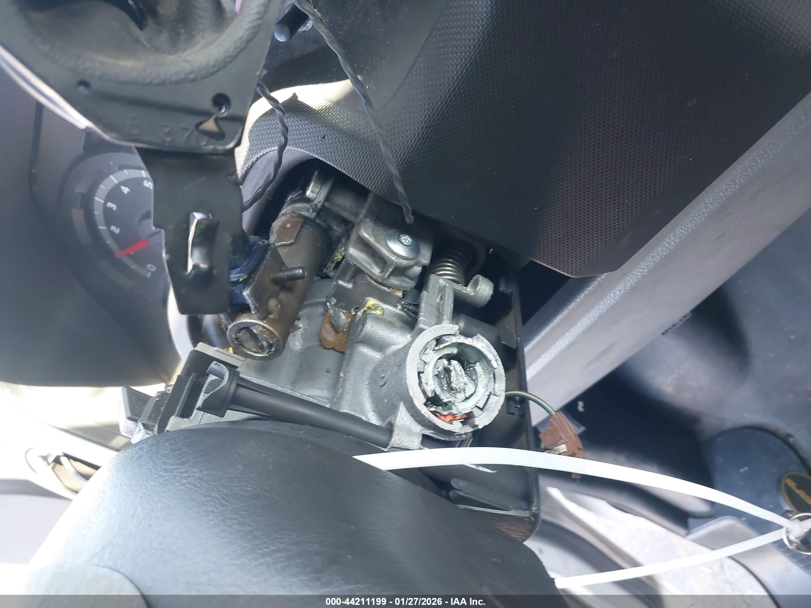 FORD E-150 image 6