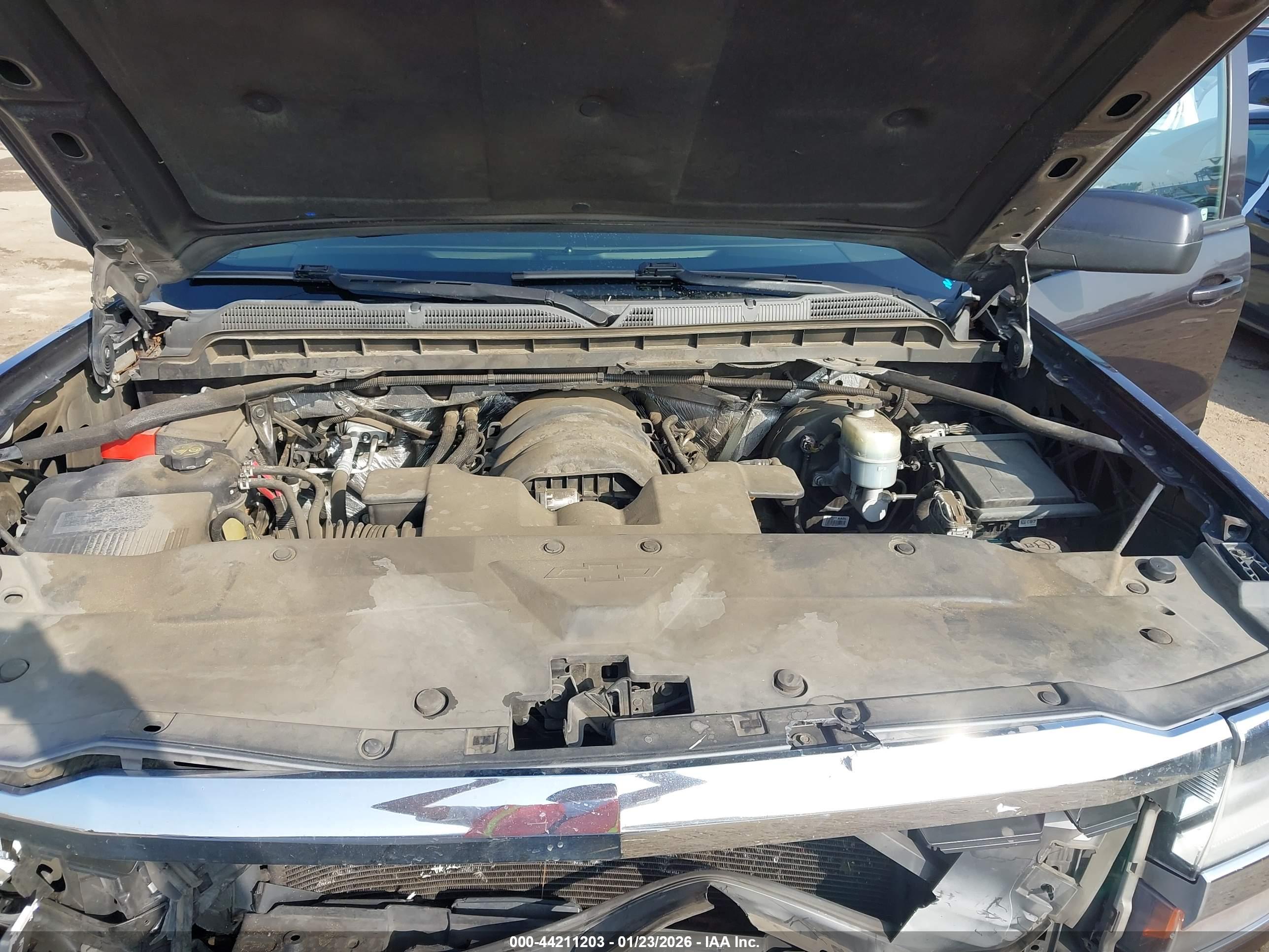 CHEVROLET SILVERADO image 10