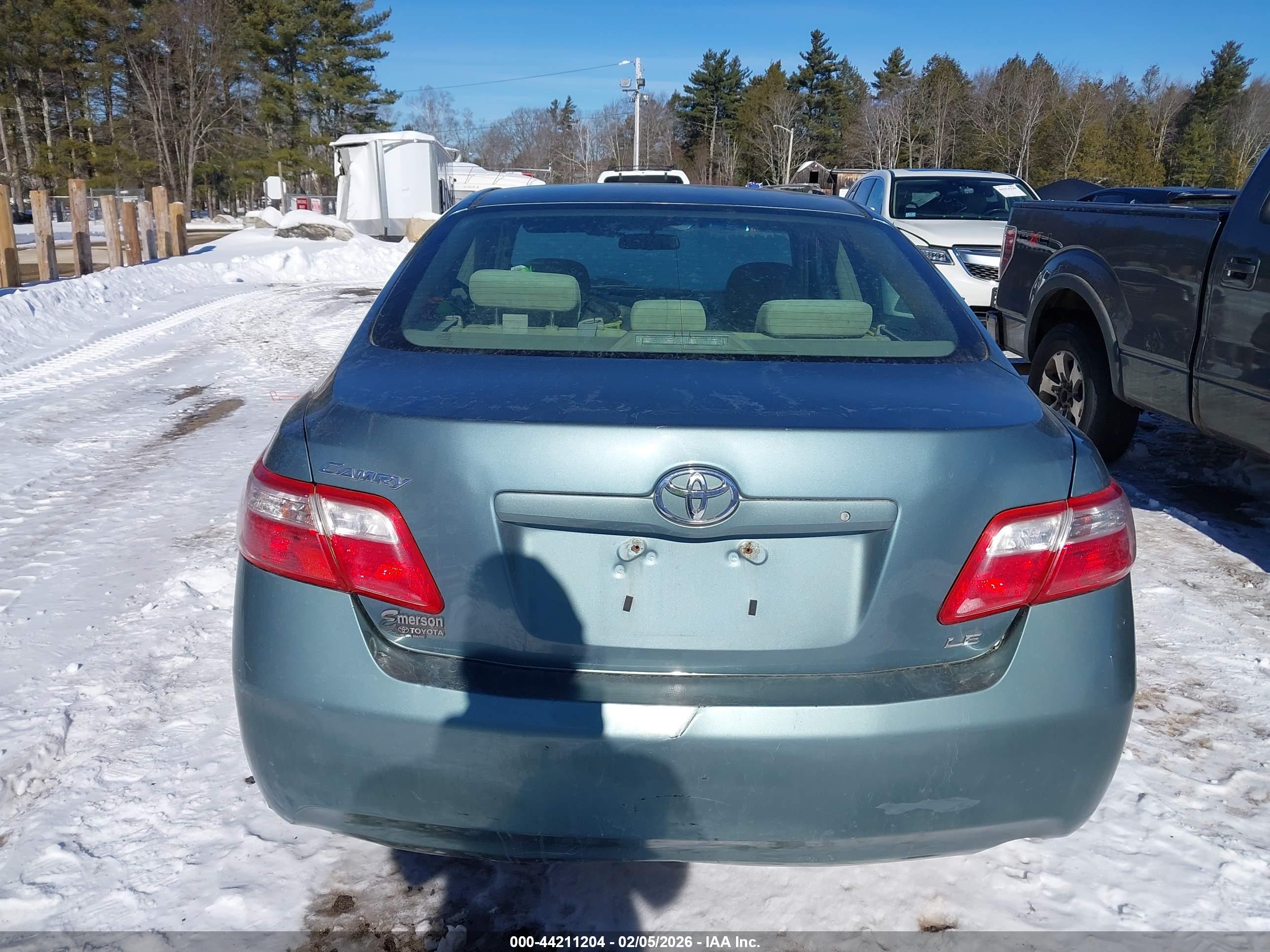 TOYOTA CAMRY image 6