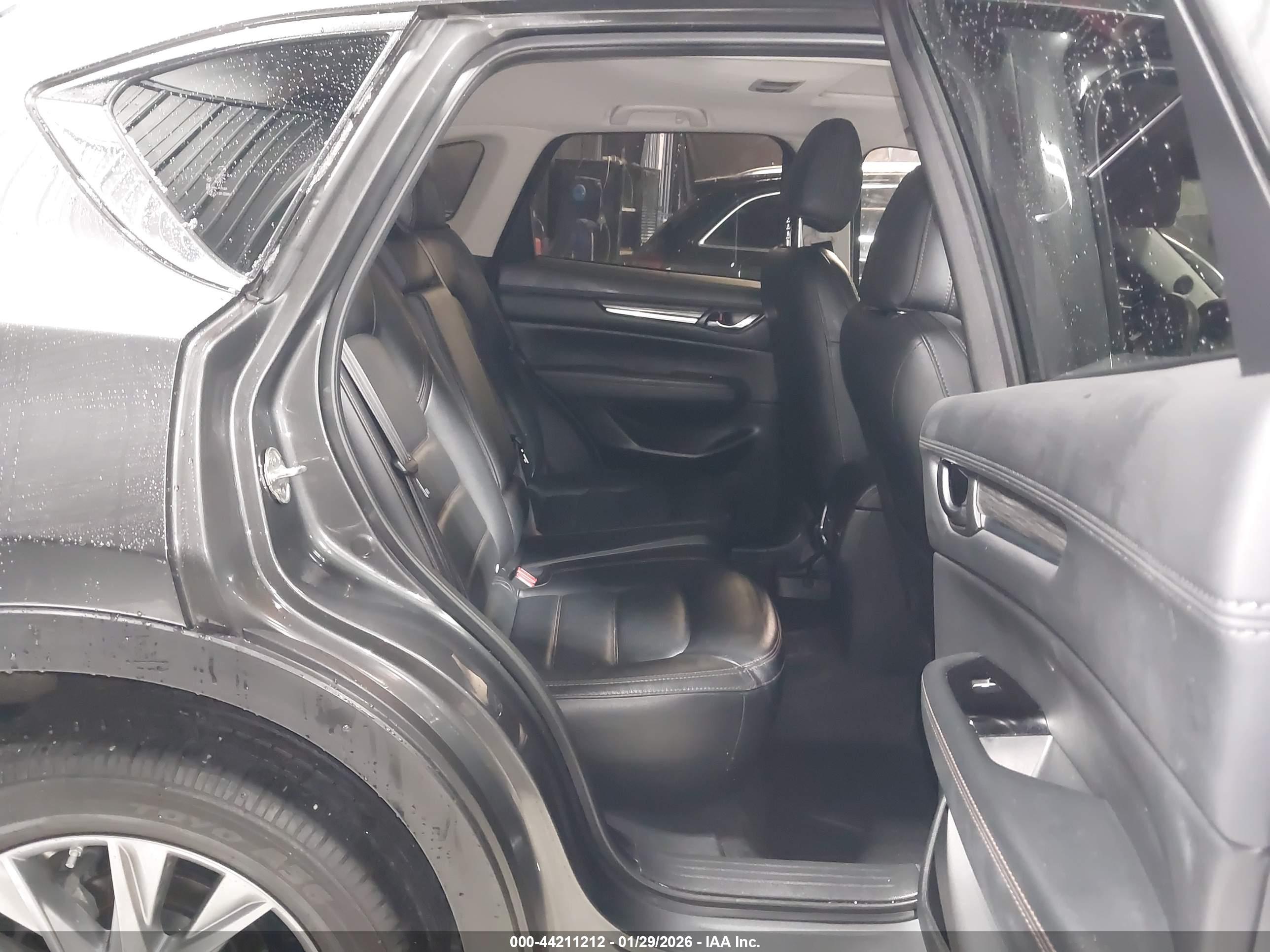 MAZDA CX-5 image 8