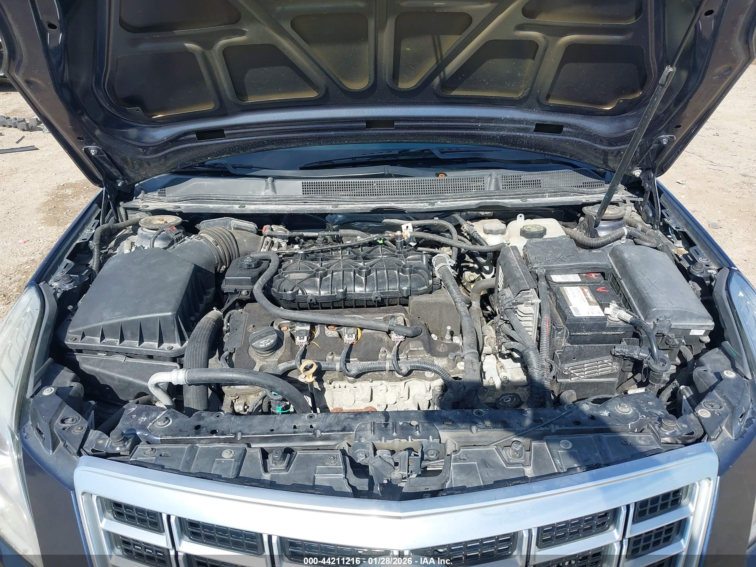 CADILLAC XTS image 10