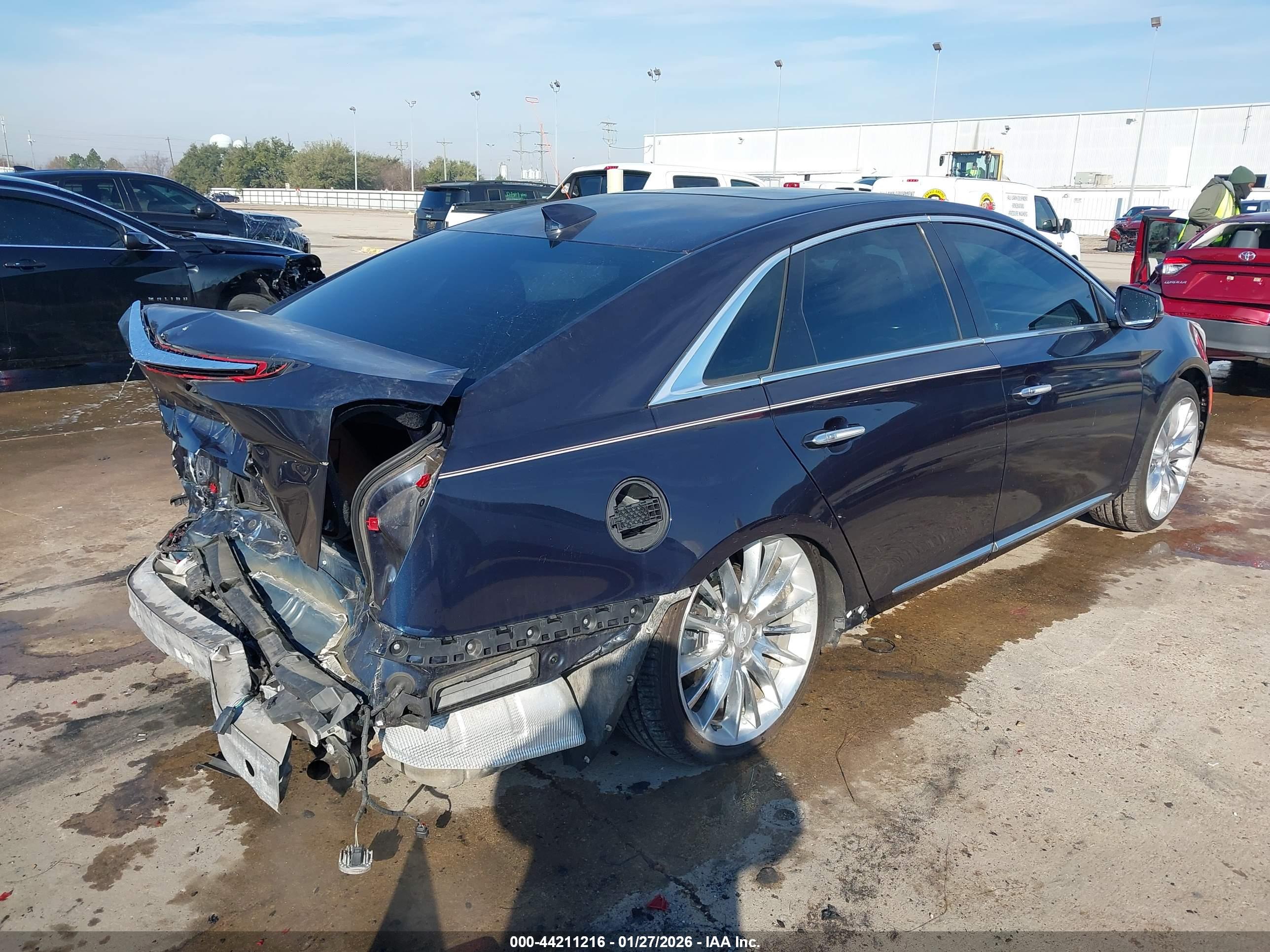 CADILLAC XTS image 4