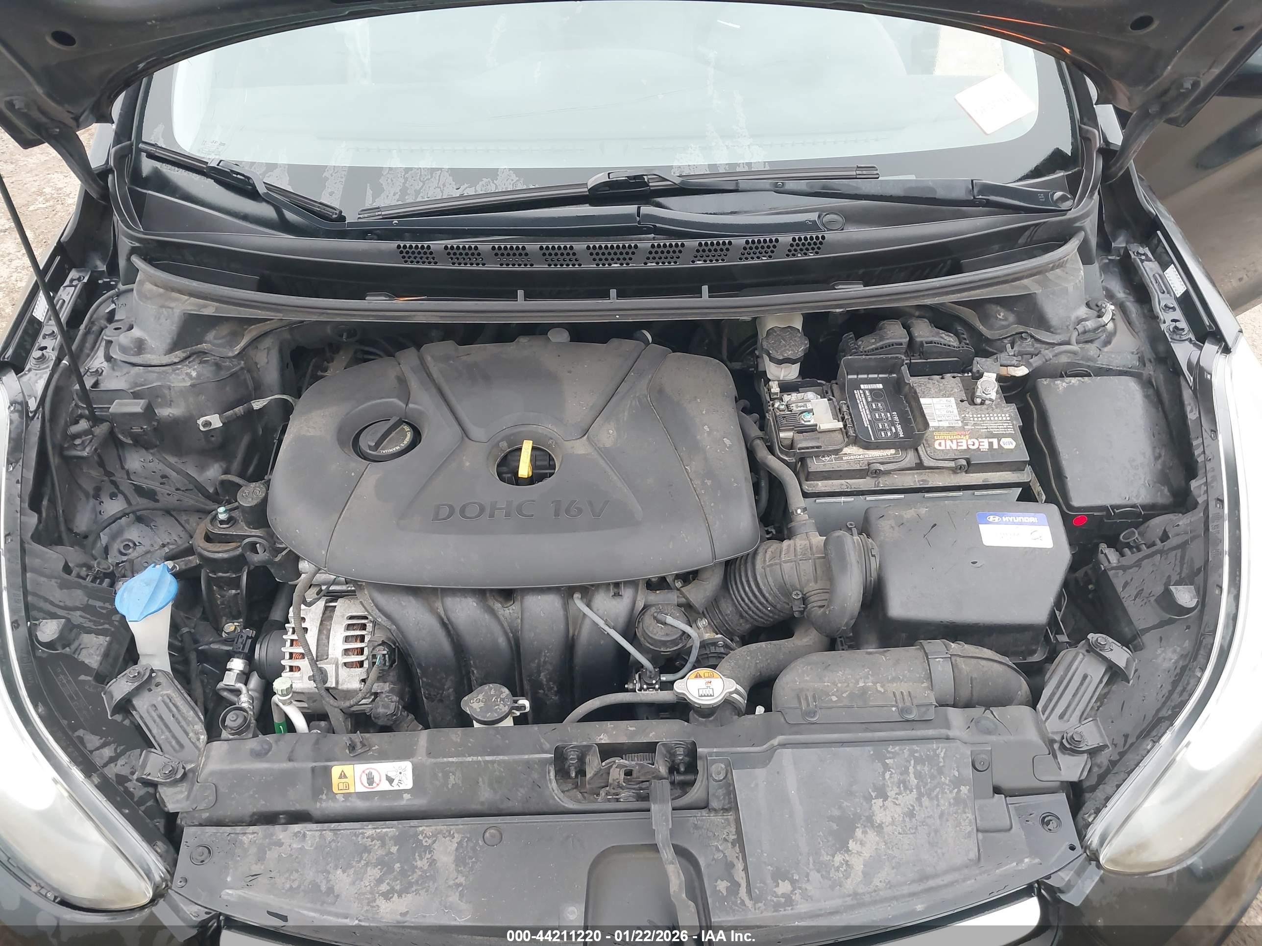 HYUNDAI ELANTRA image 10