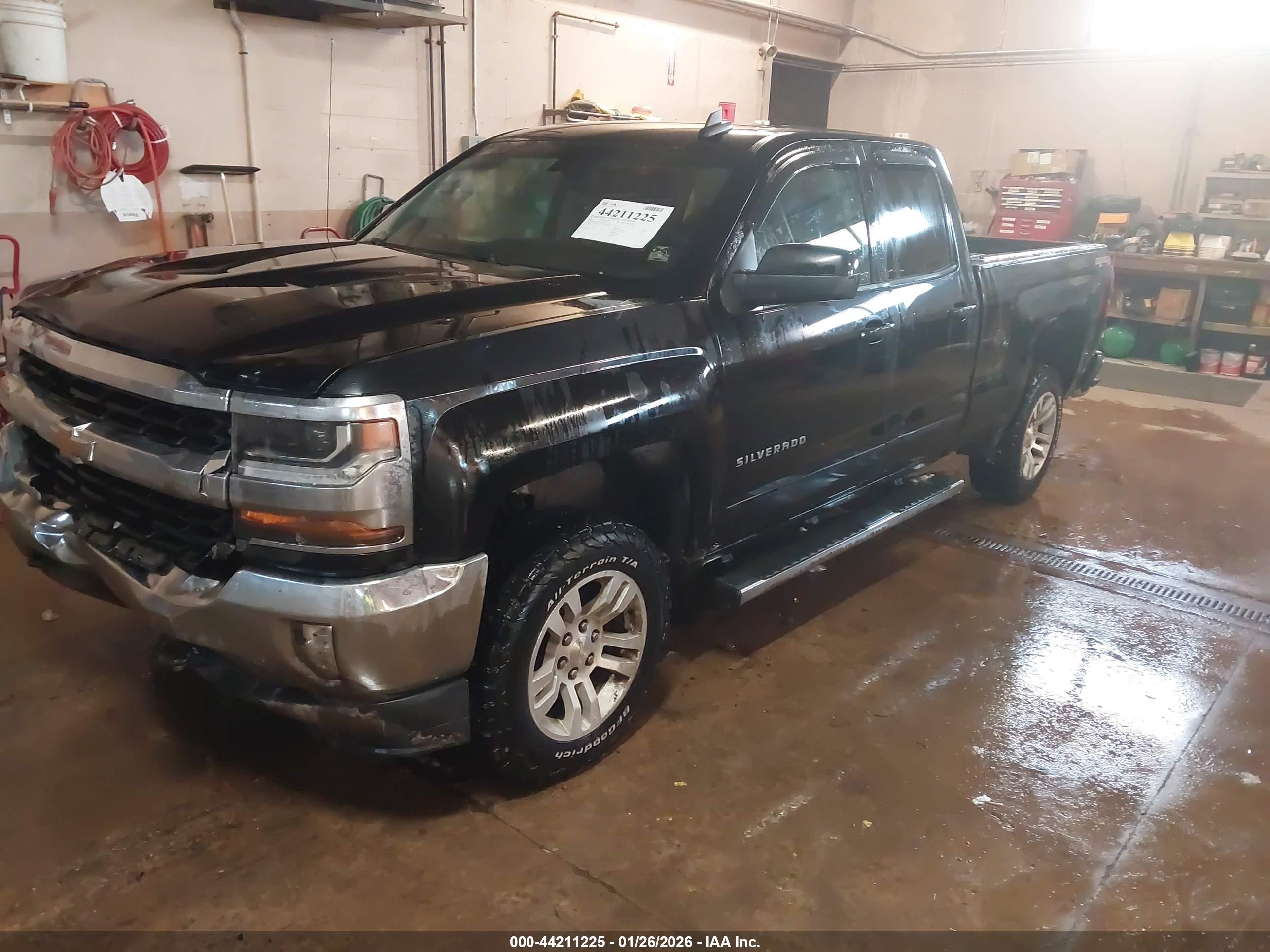 CHEVROLET SILVERADO image 2