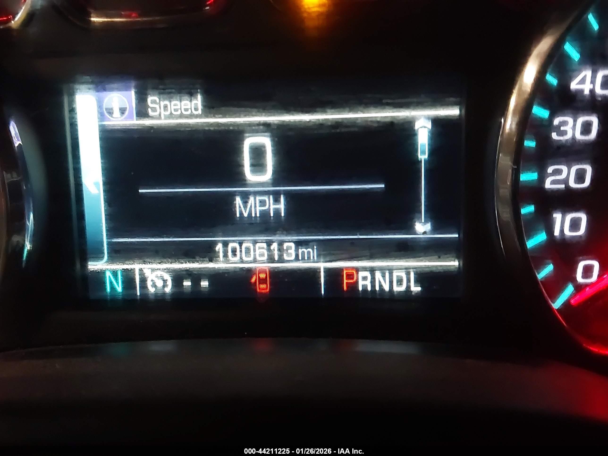 CHEVROLET SILVERADO image 7