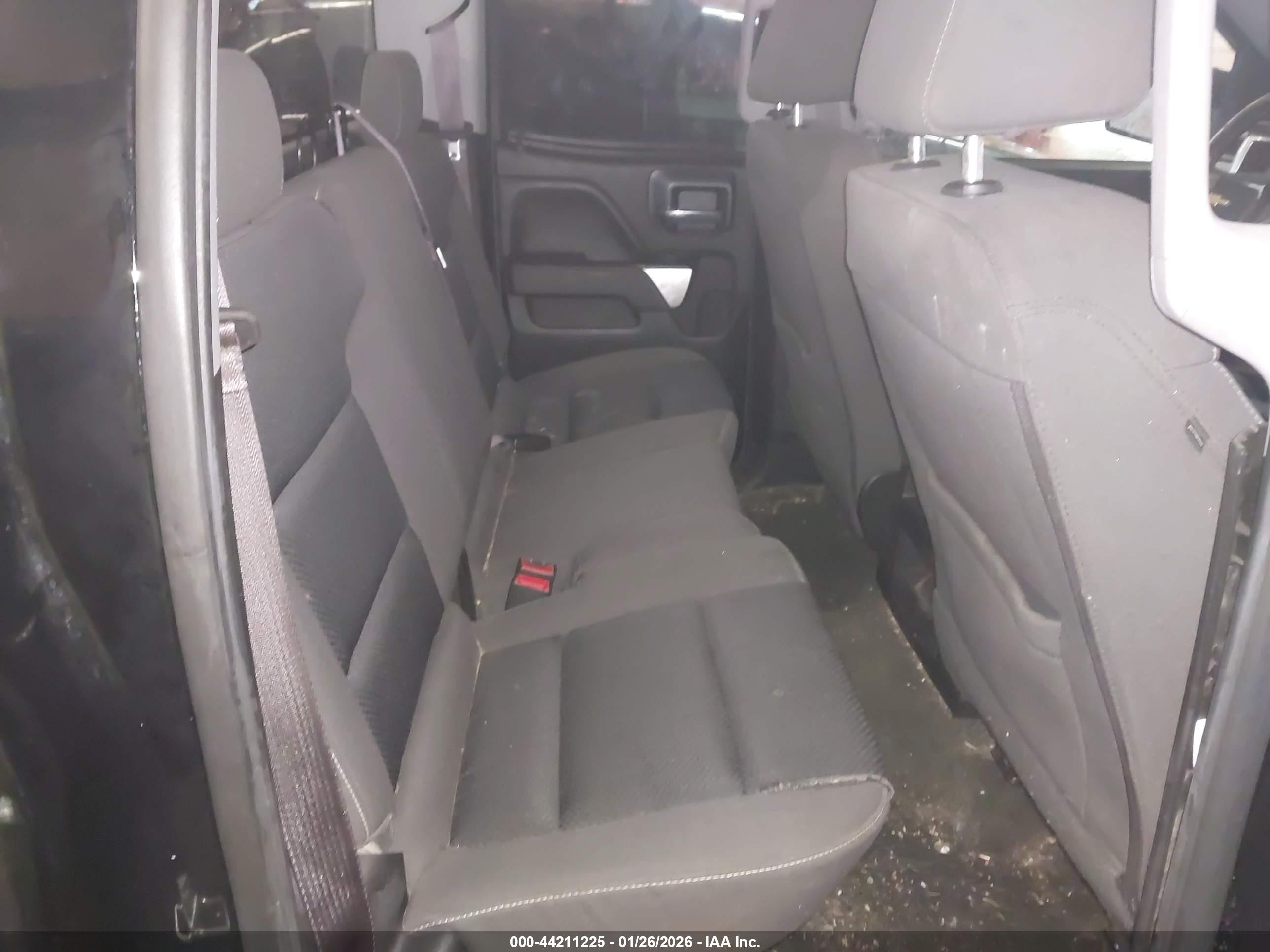 CHEVROLET SILVERADO image 8