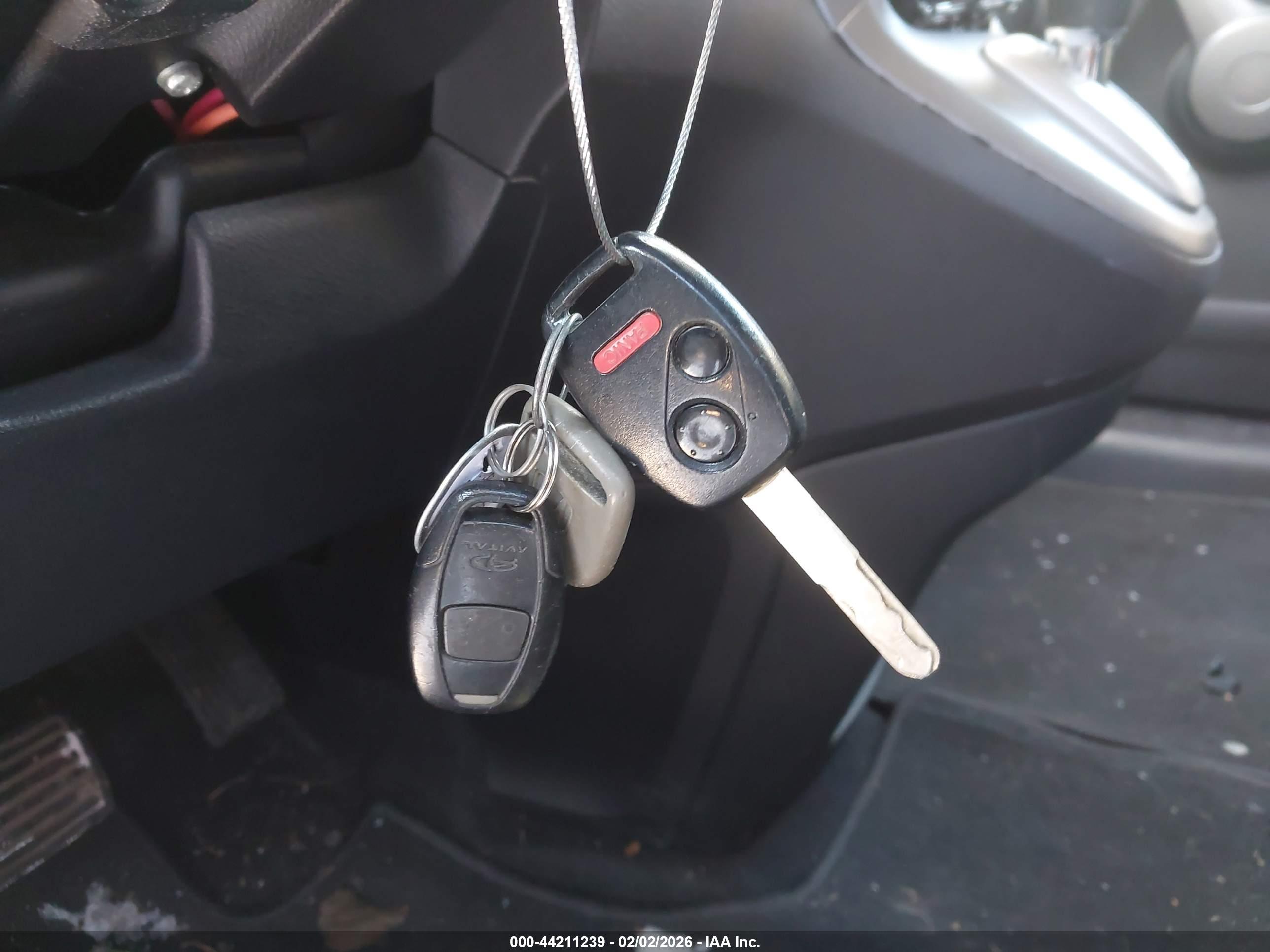 HONDA CR-V image 11