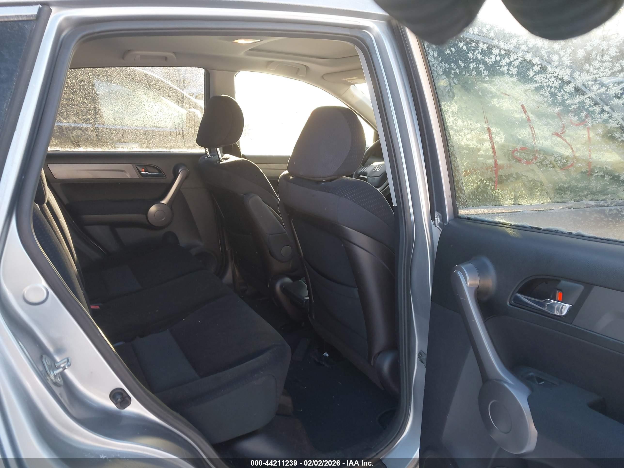 HONDA CR-V image 8