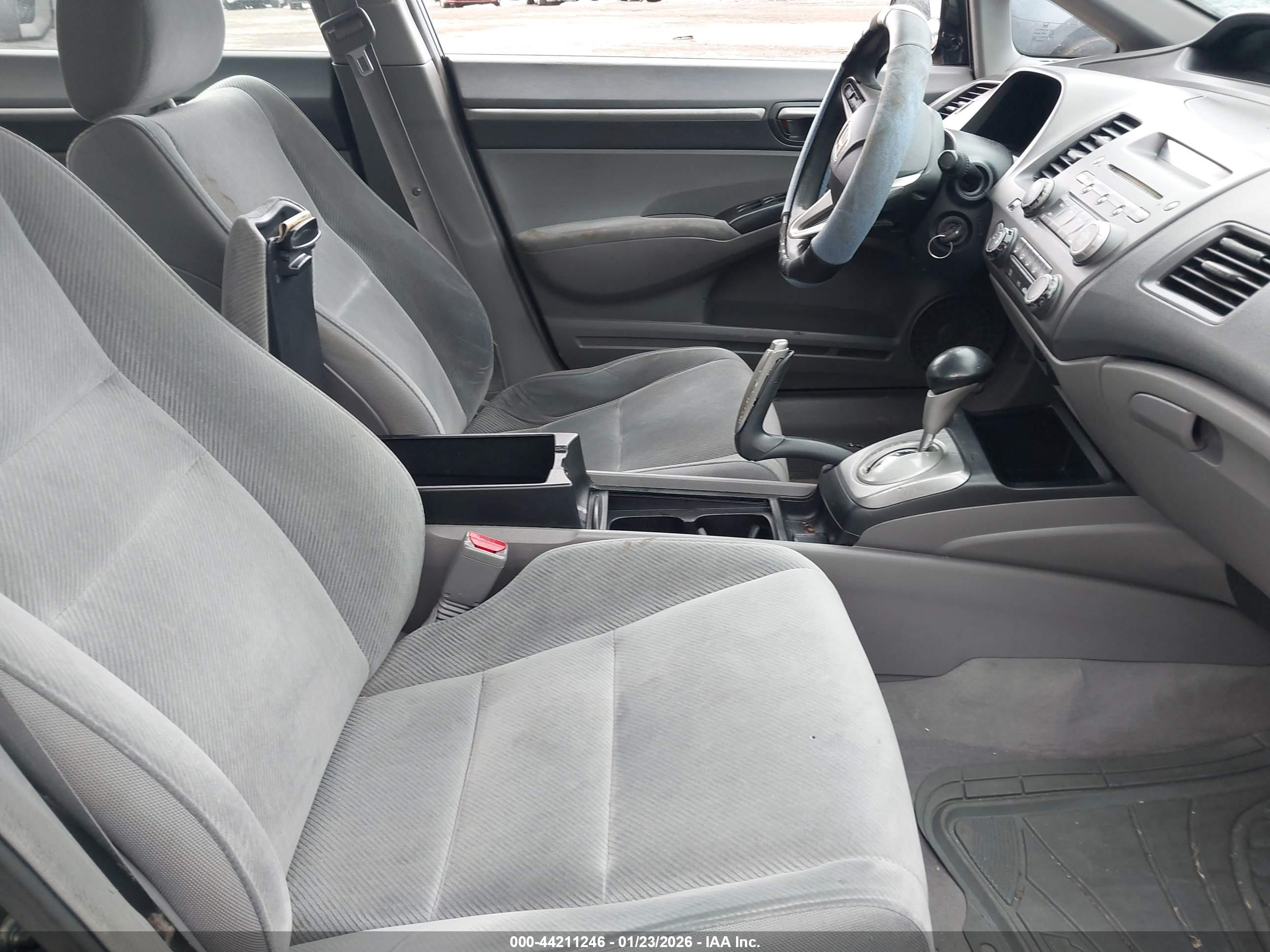 HONDA CIVIC image 5