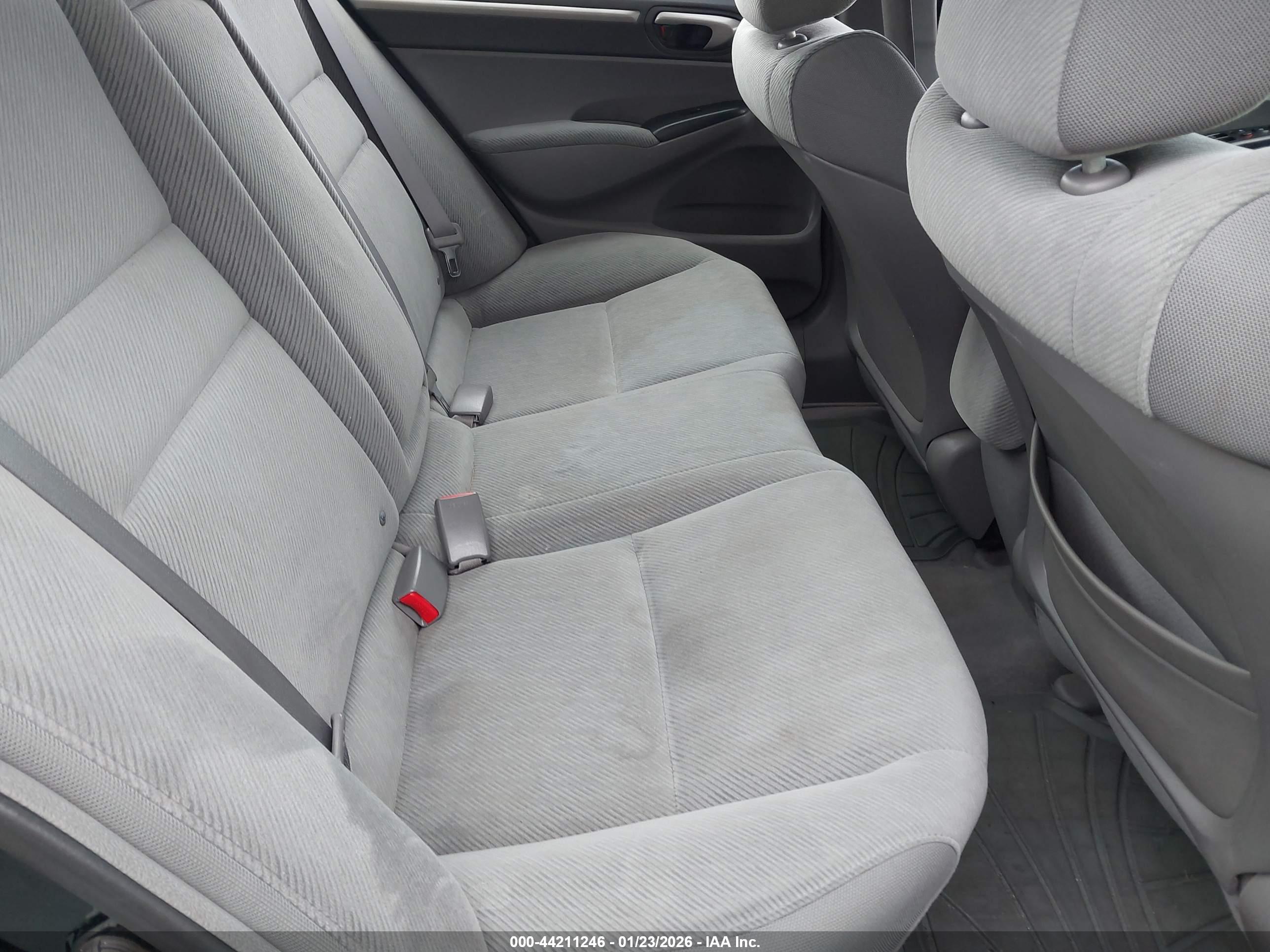 HONDA CIVIC image 8