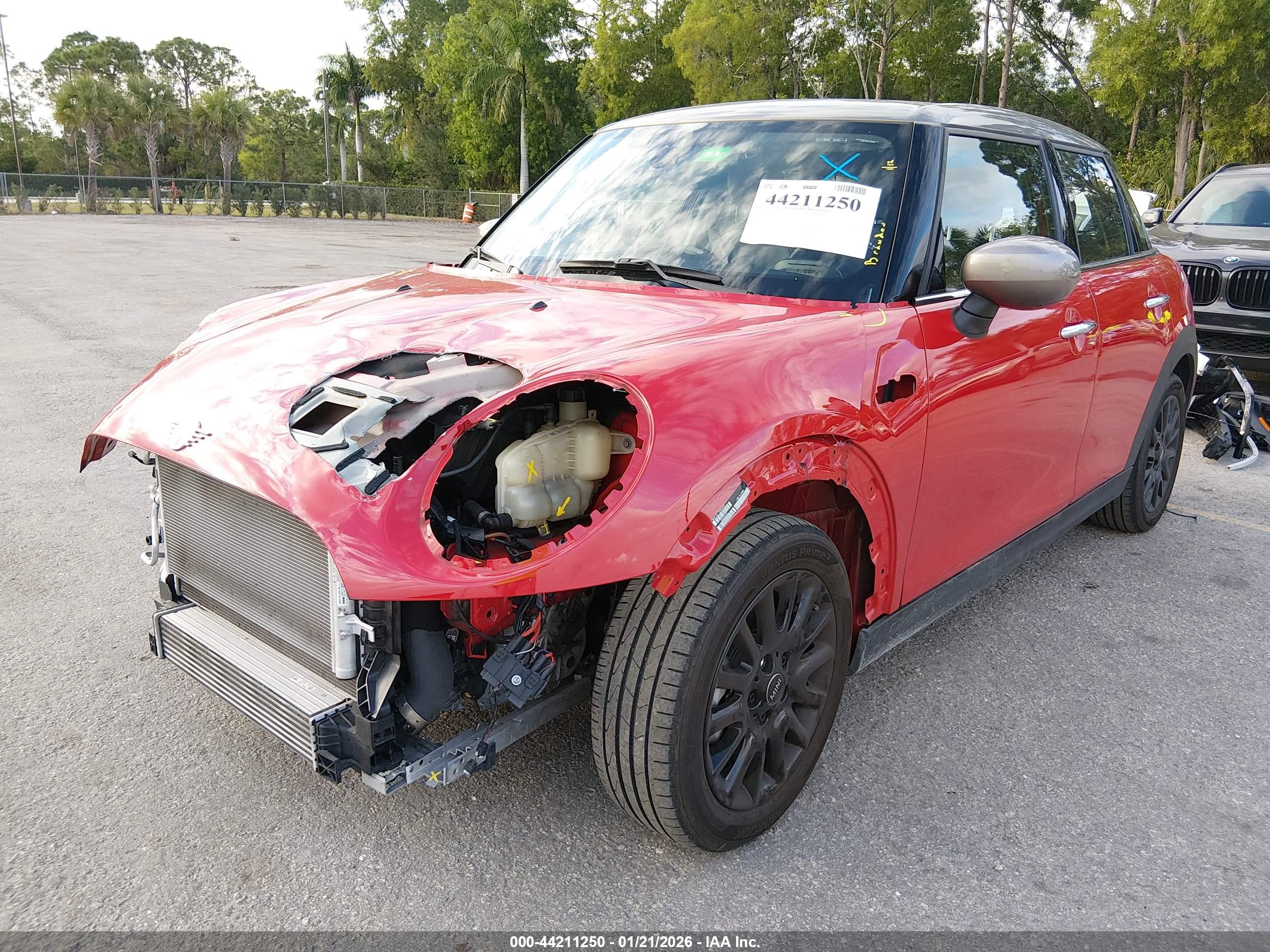 MINI HARDTOP image 2
