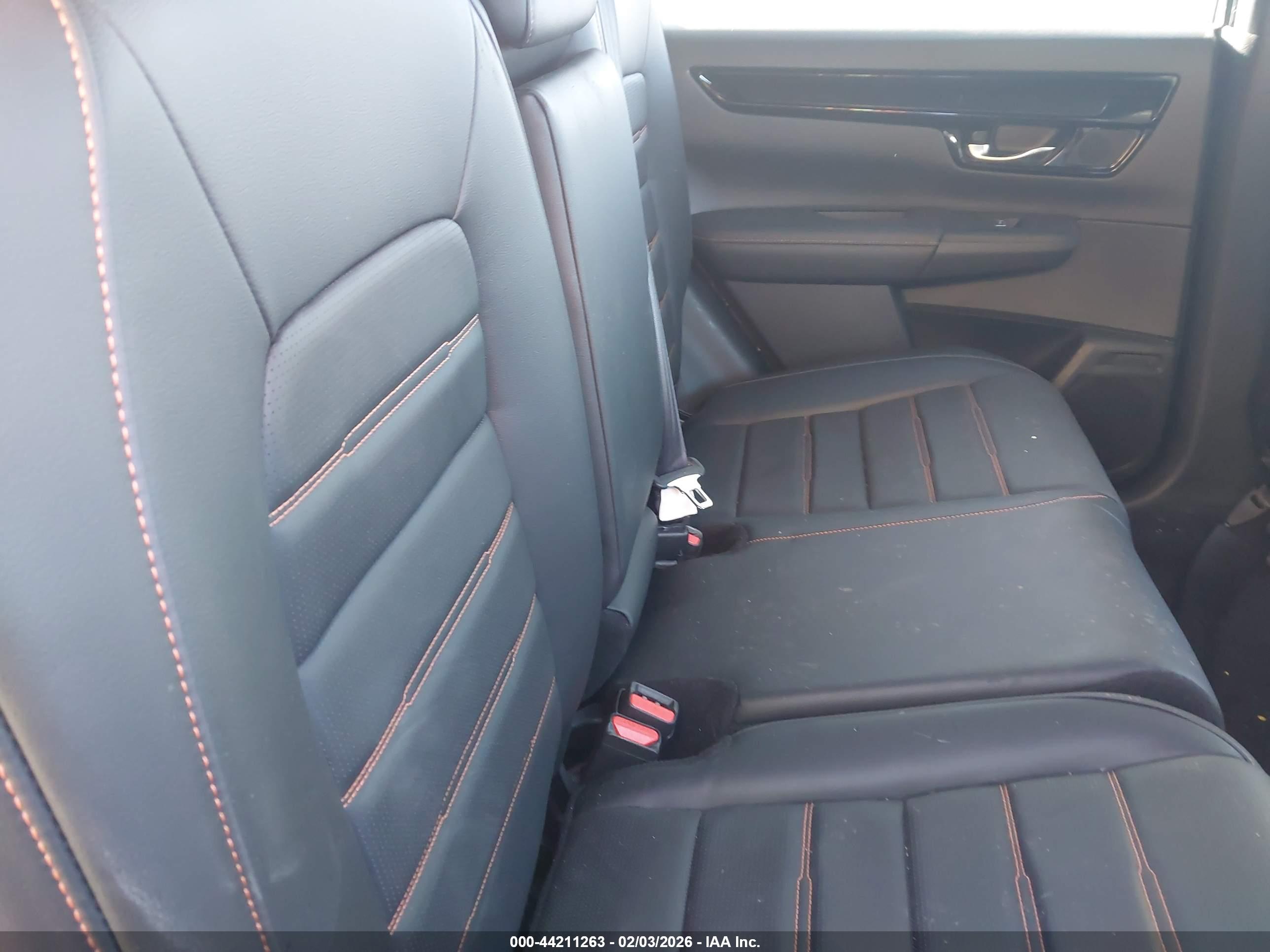 HONDA CR-V image 8