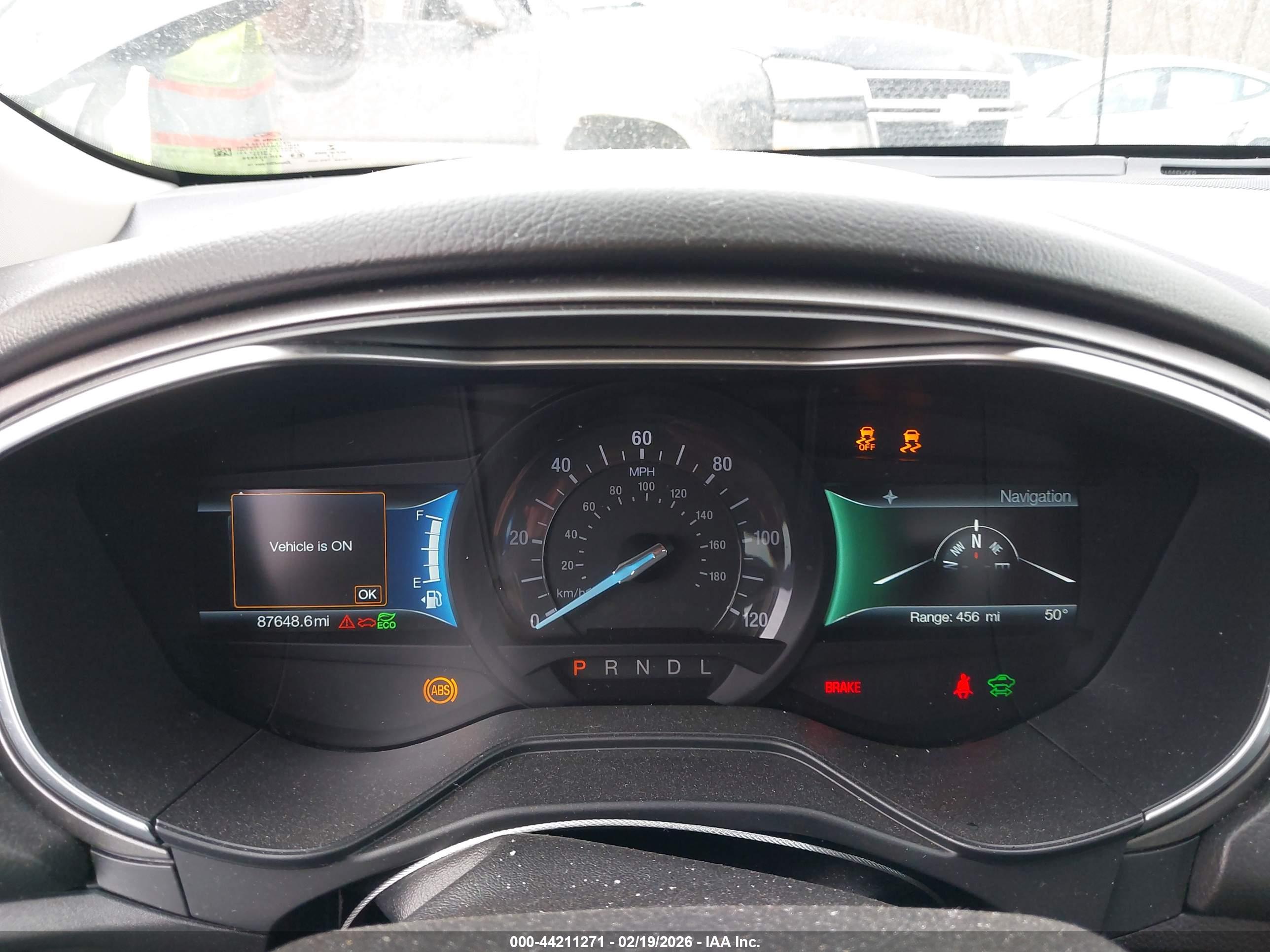 FORD FUSION image 7