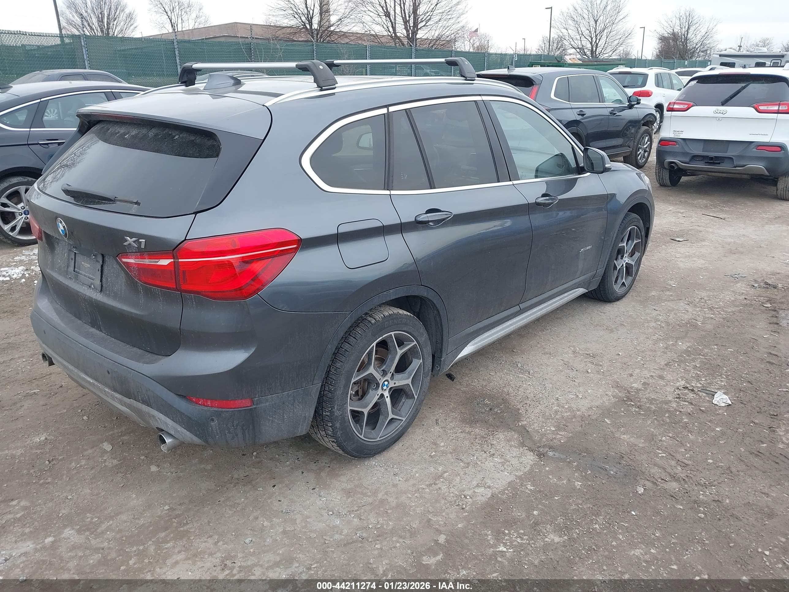 BMW X1 image 4