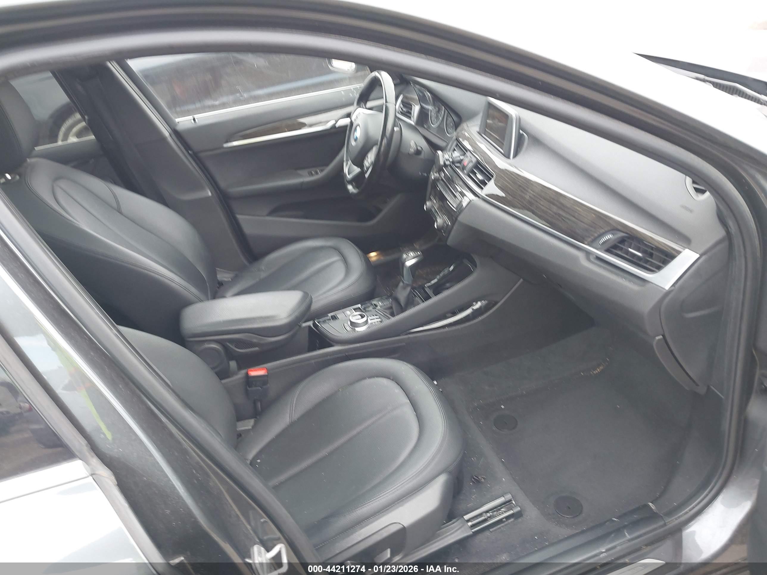 BMW X1 image 5