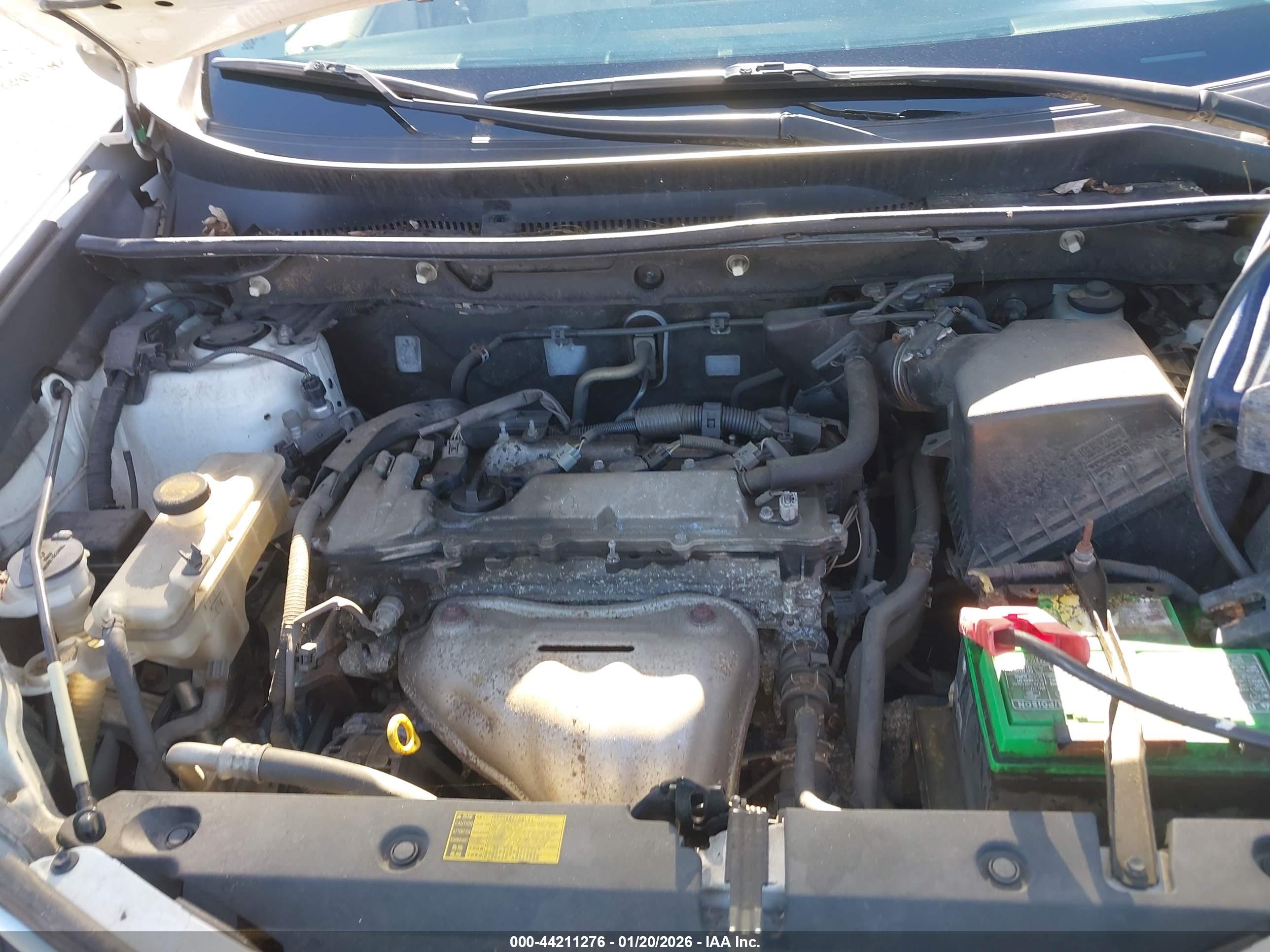 TOYOTA RAV4 image 10