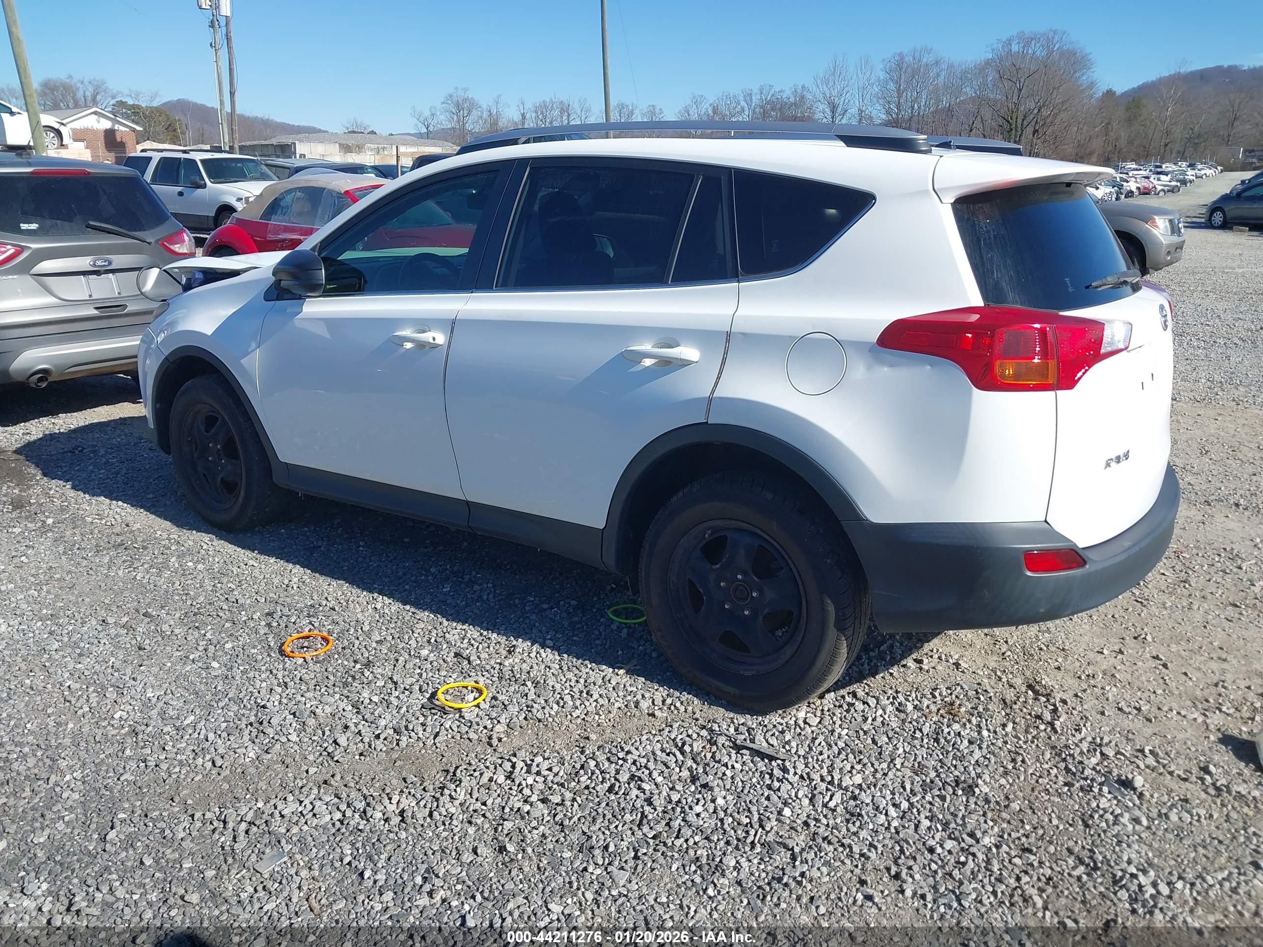 TOYOTA RAV4 image 3