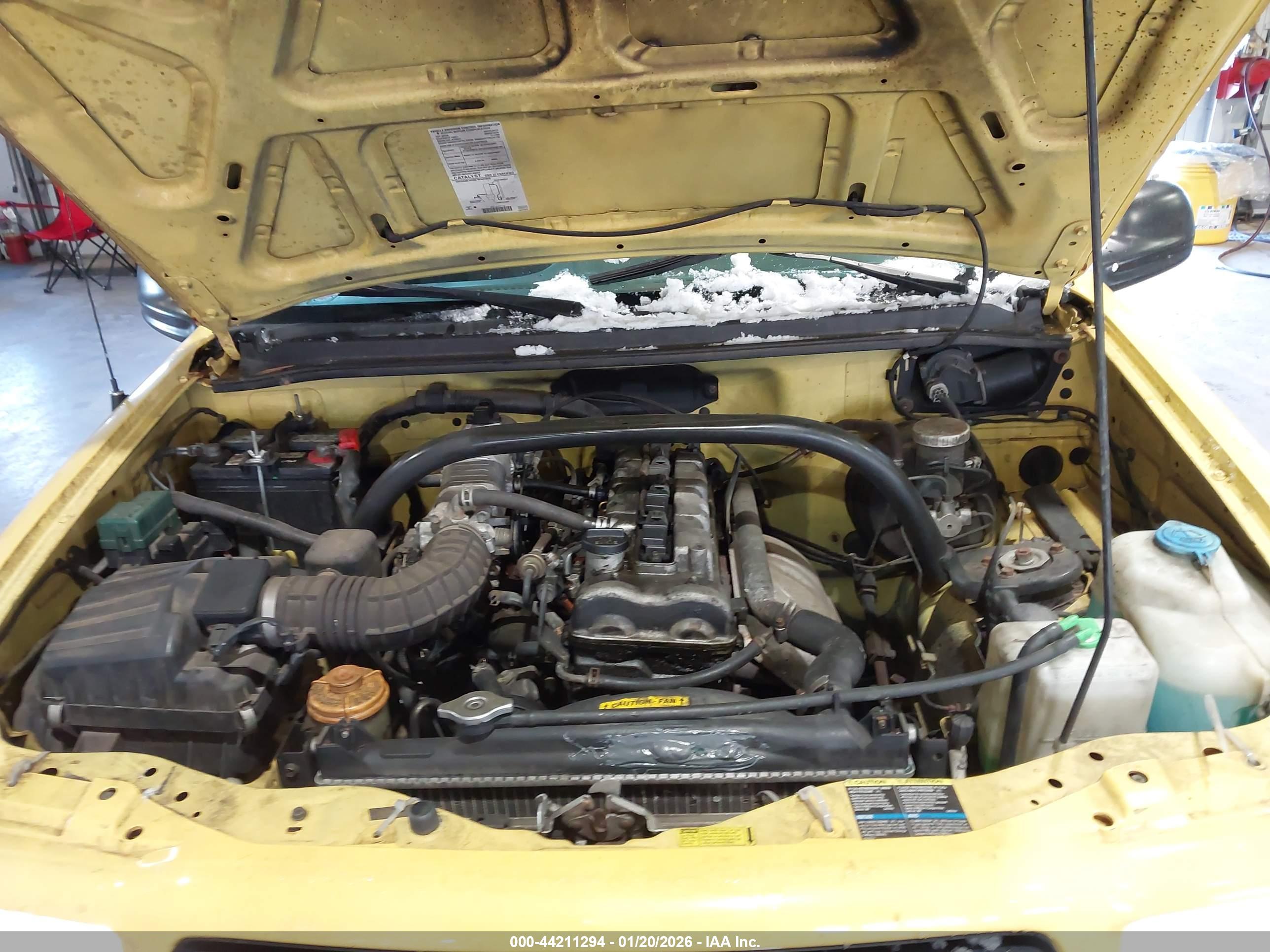 CHEVROLET TRACKER image 10