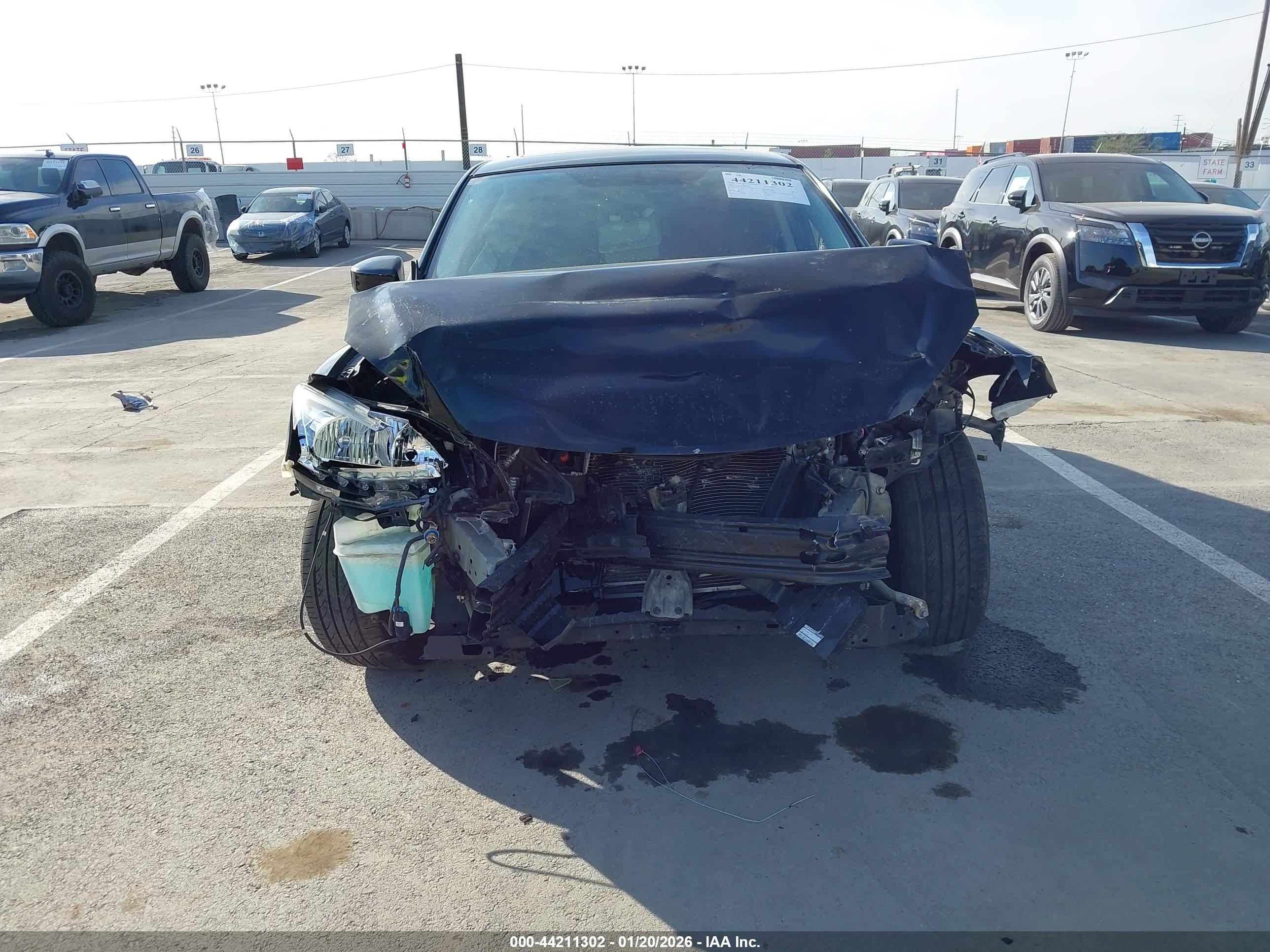 NISSAN SENTRA image 6