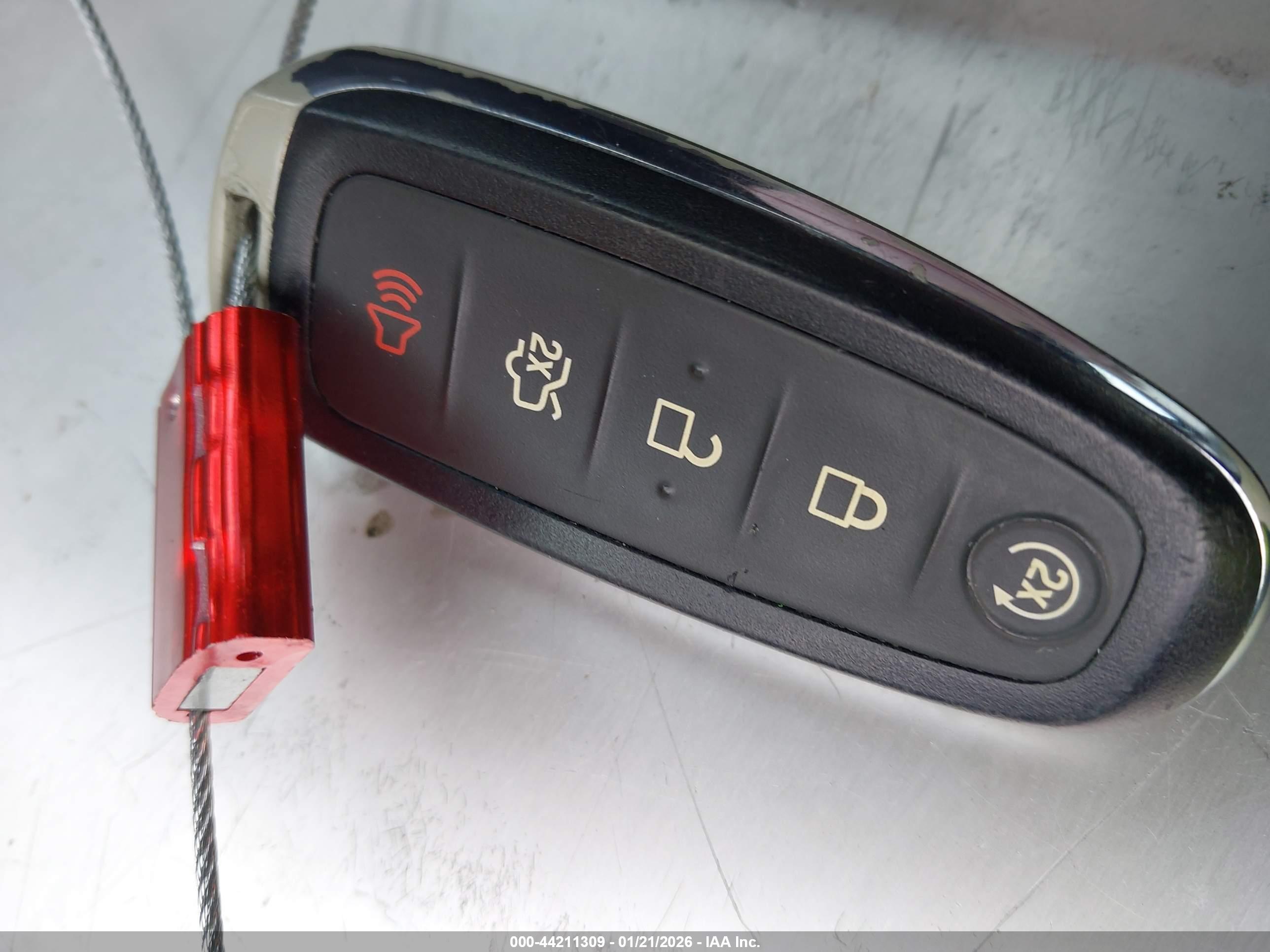 FORD ESCAPE image 11