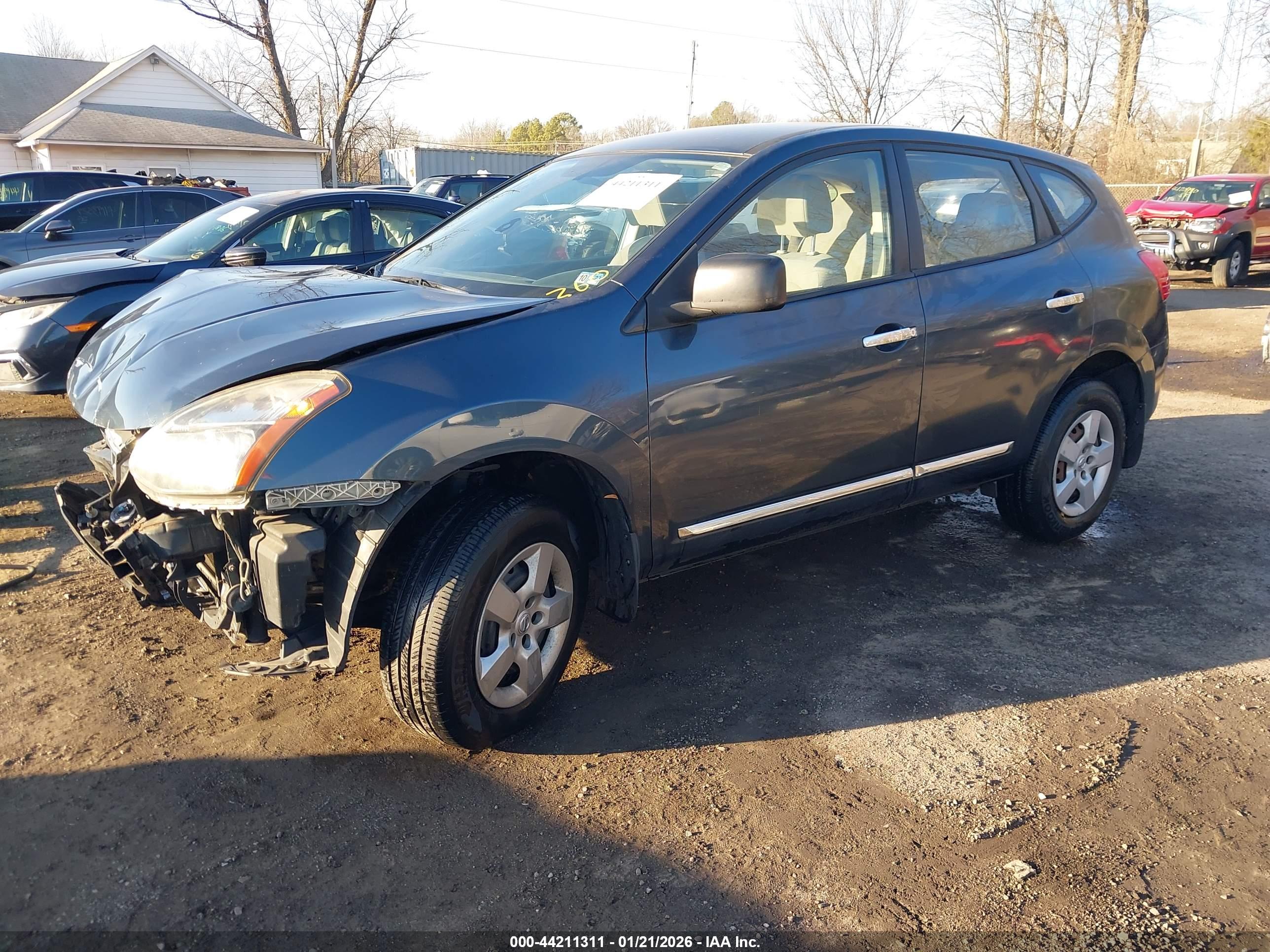 NISSAN ROGUE image 2