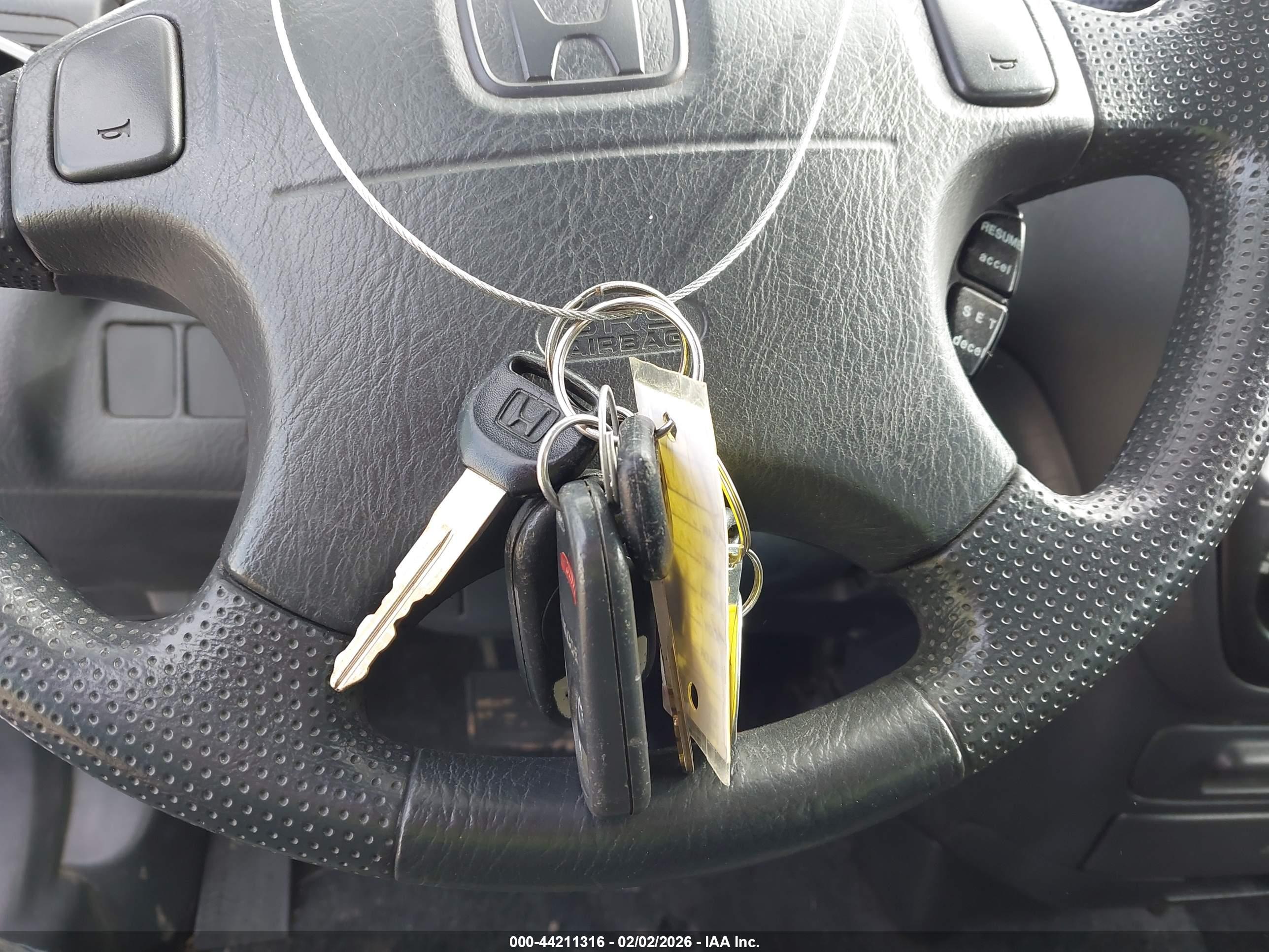 HONDA CR-V image 11