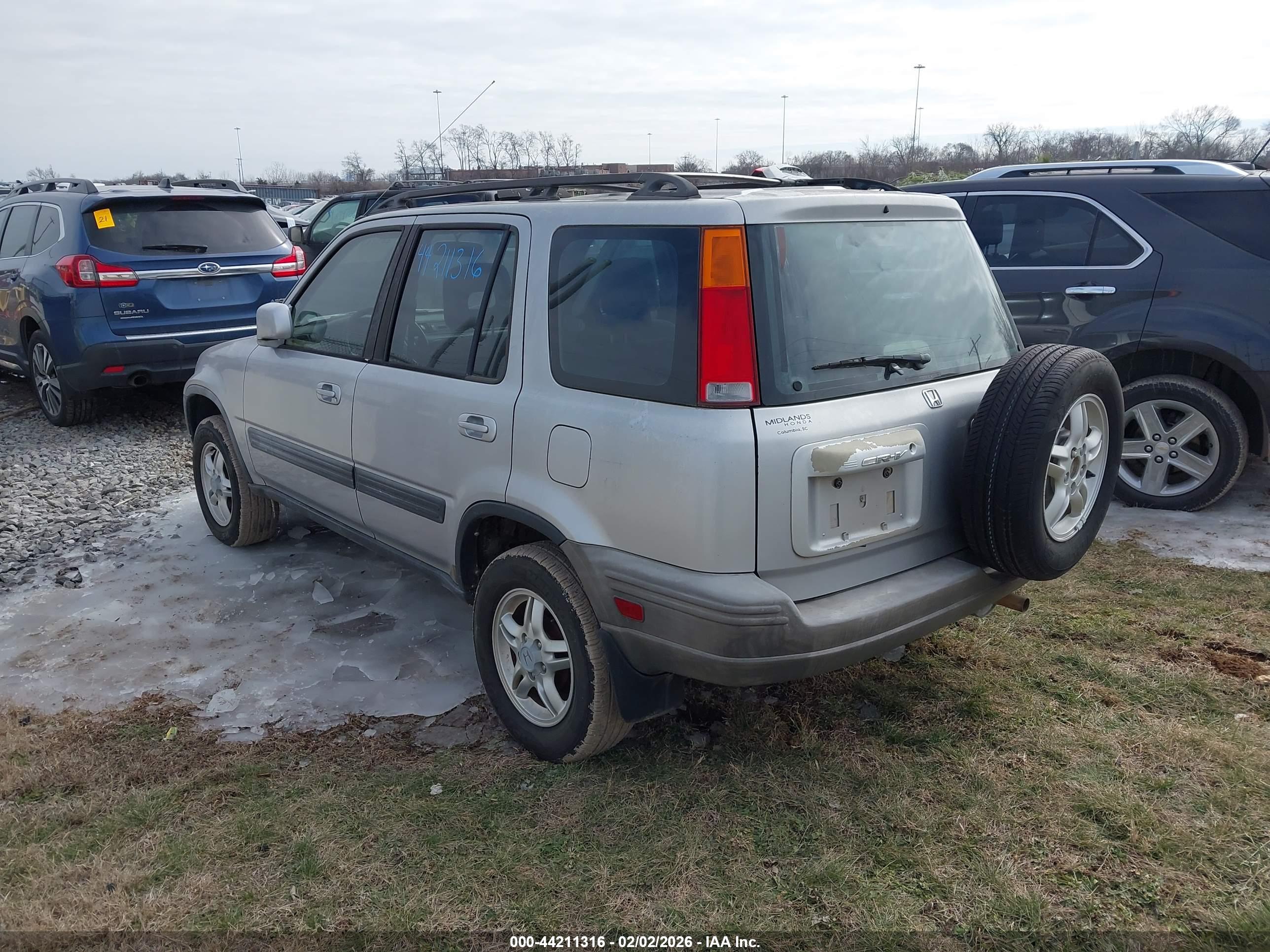 HONDA CR-V image 3