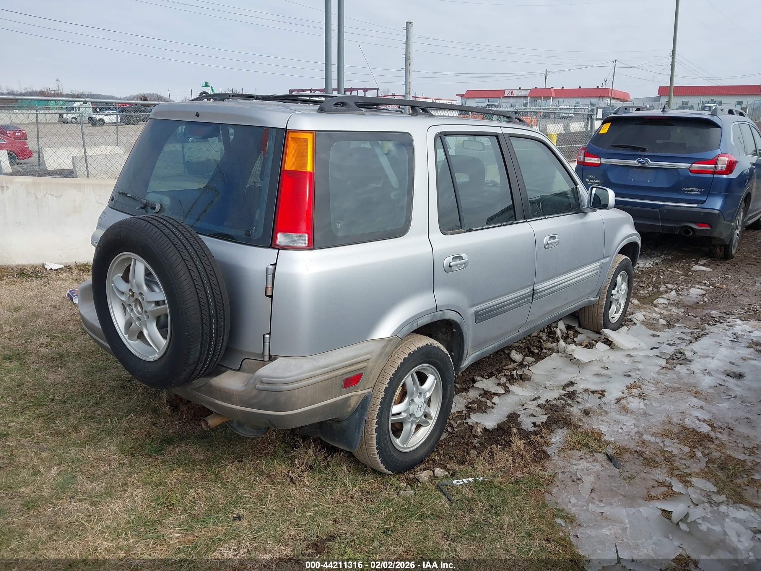 HONDA CR-V image 4
